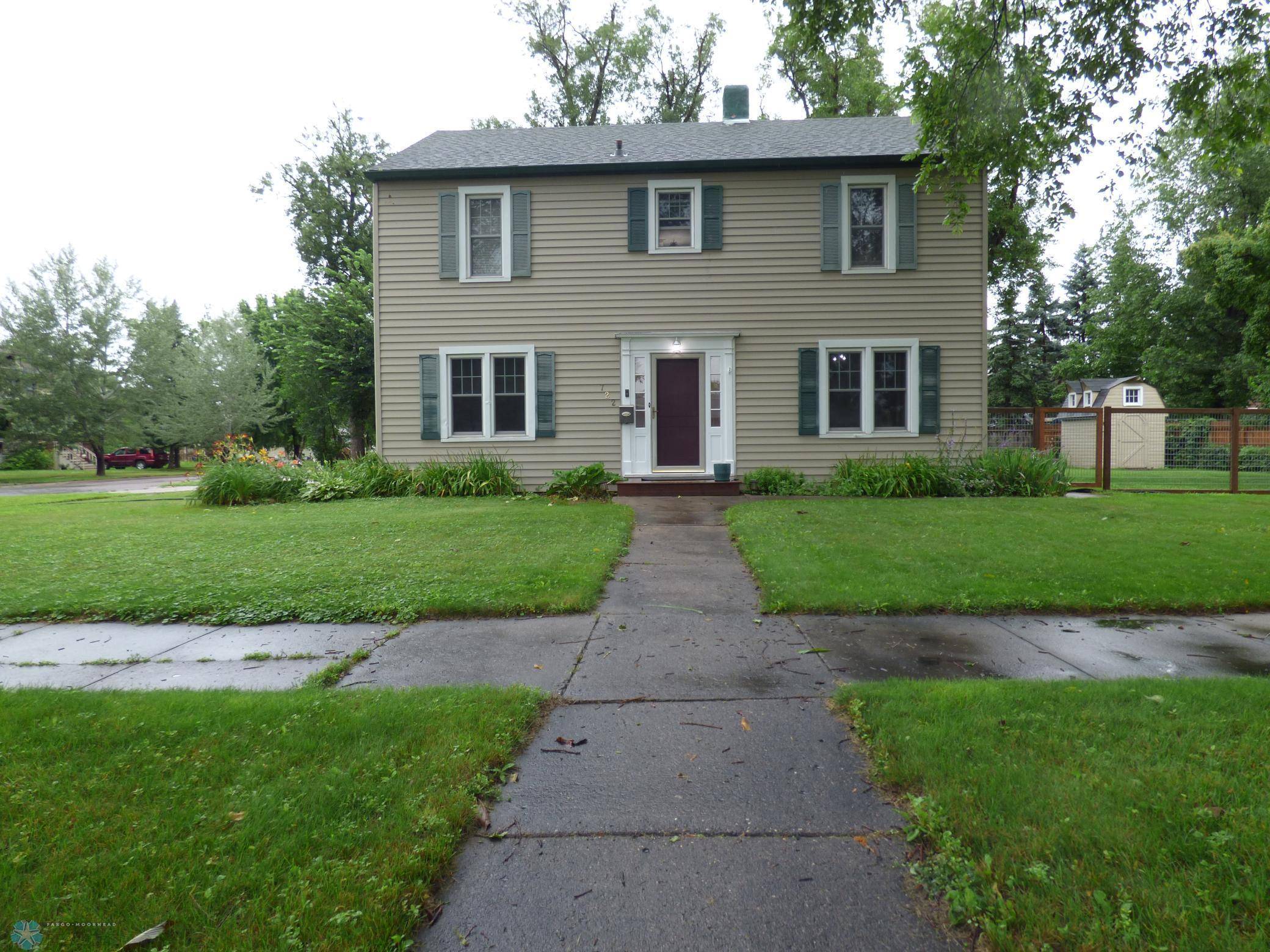 Wahpeton, ND 58075,722 4th AVE N