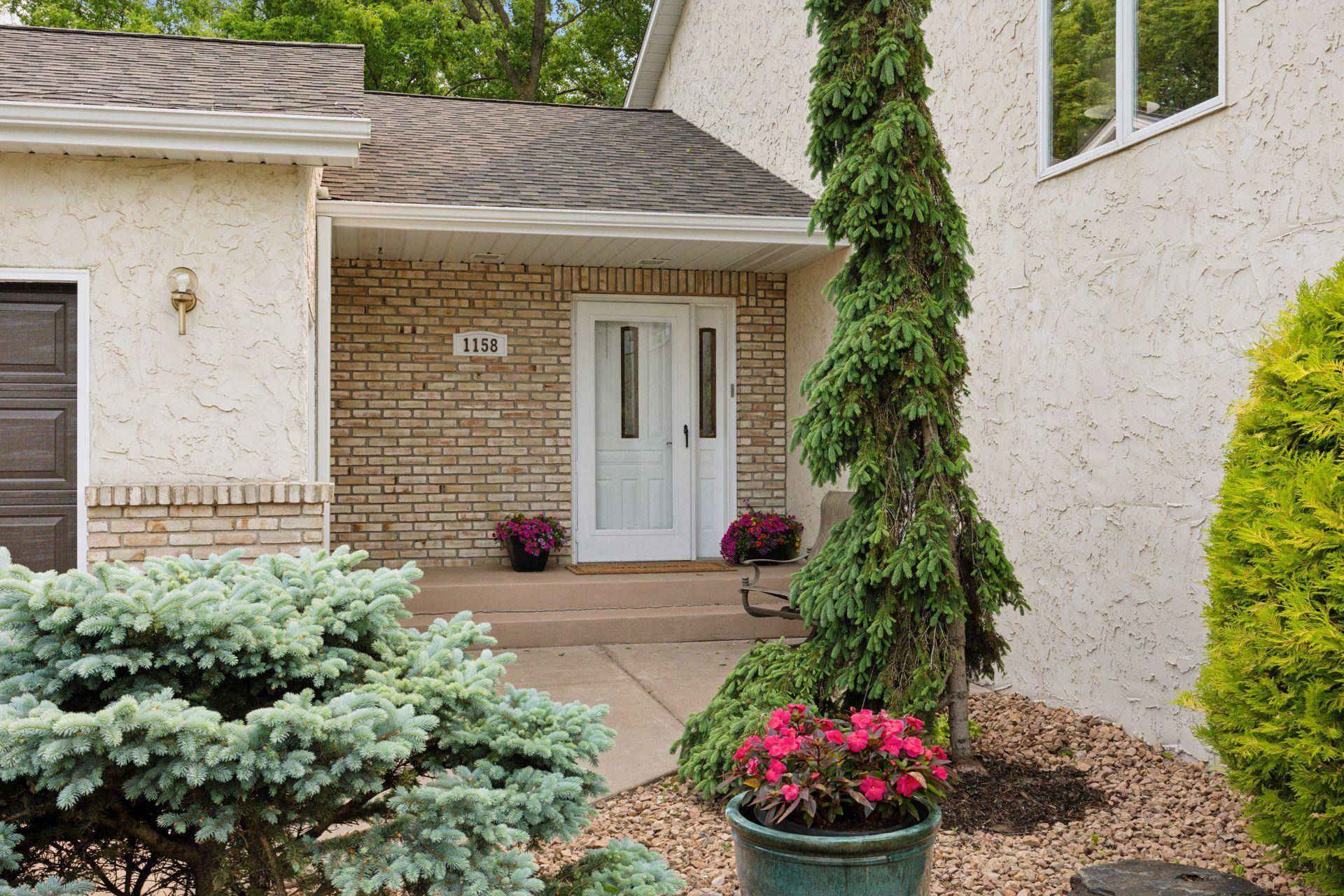 Mendota Heights, MN 55118,1158 Veronica LN