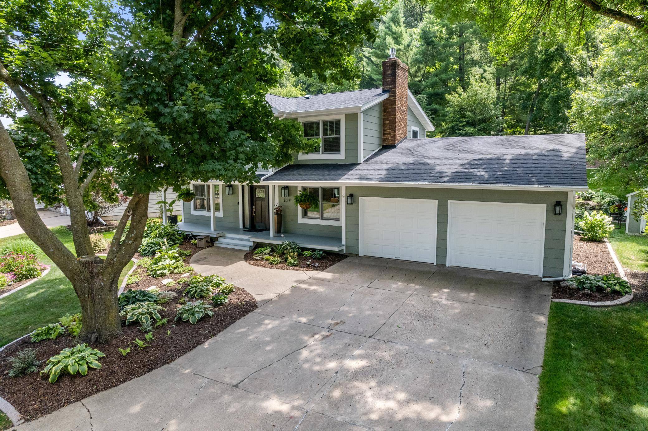 Winona, MN 55987,337 Knopp Valley DR