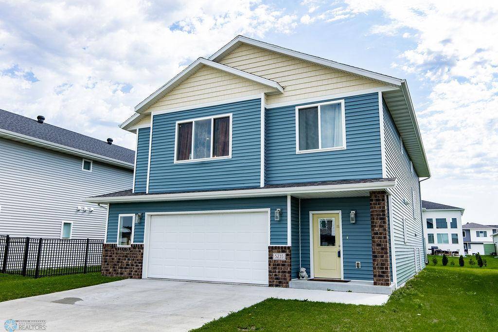 West Fargo, ND 58078,5235 11th ST W