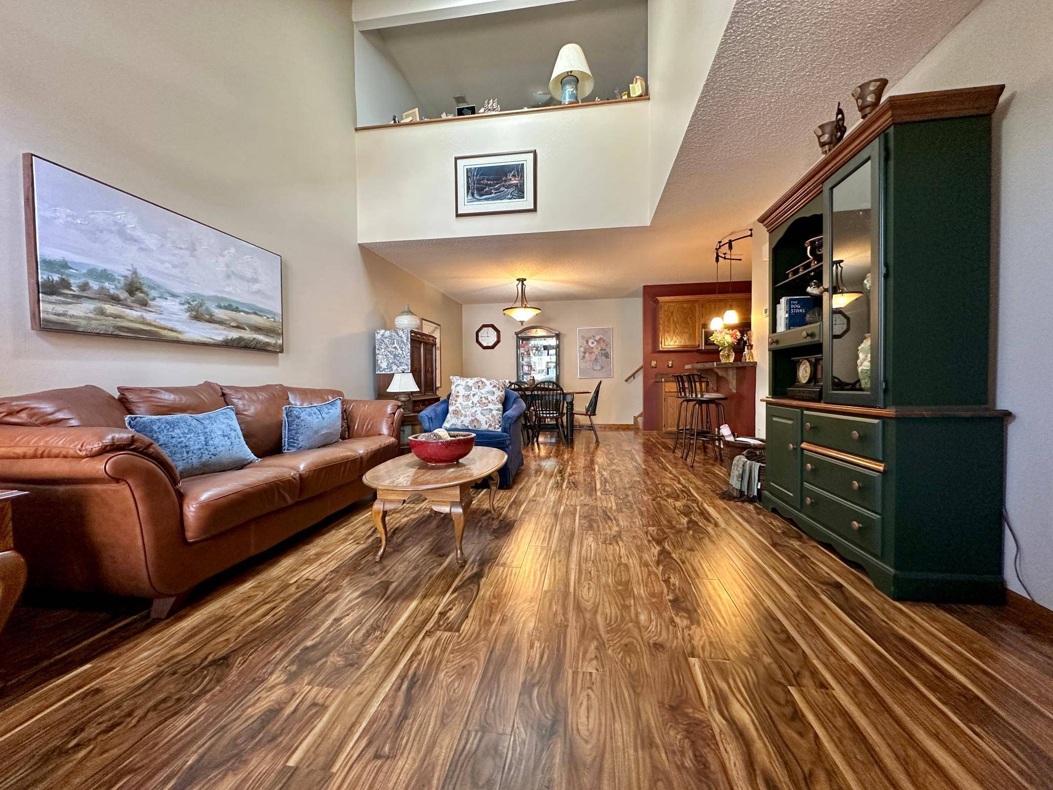 Vadnais Heights, MN 55127,178 Primrose CT