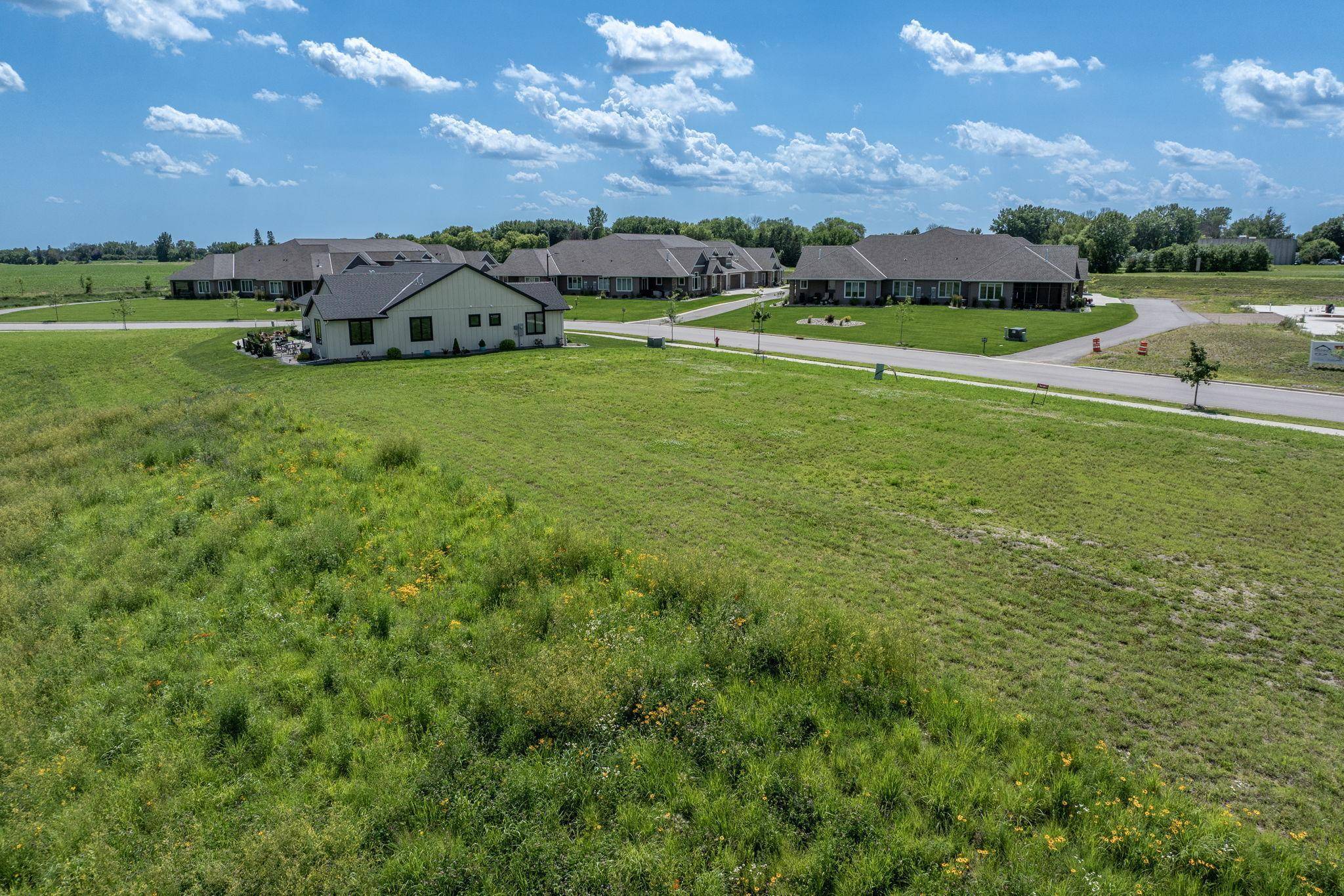 Mankato, MN 56001,1035 Saba BLVD