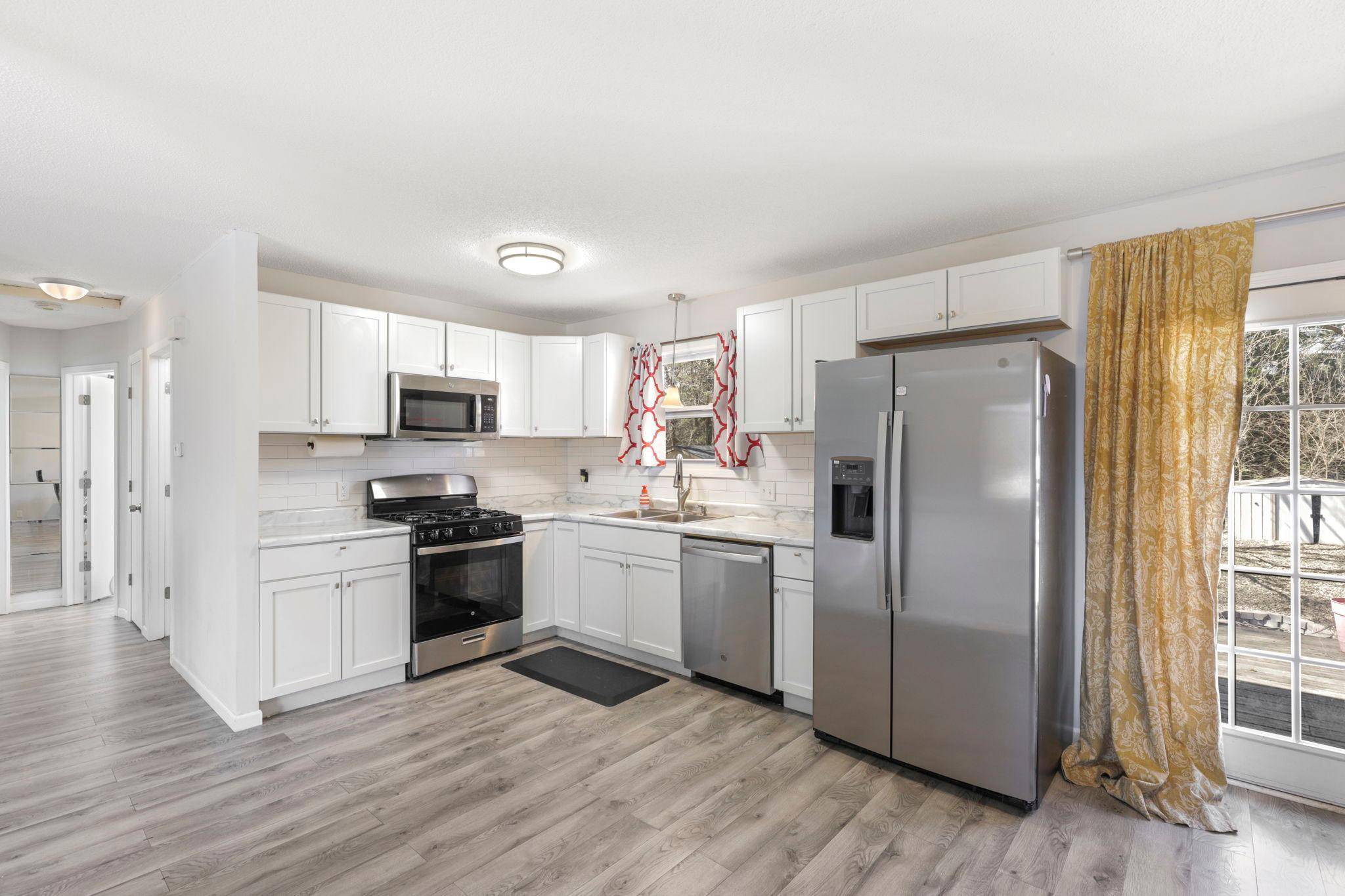 Champlin, MN 55316,13041 Saratoga LN N