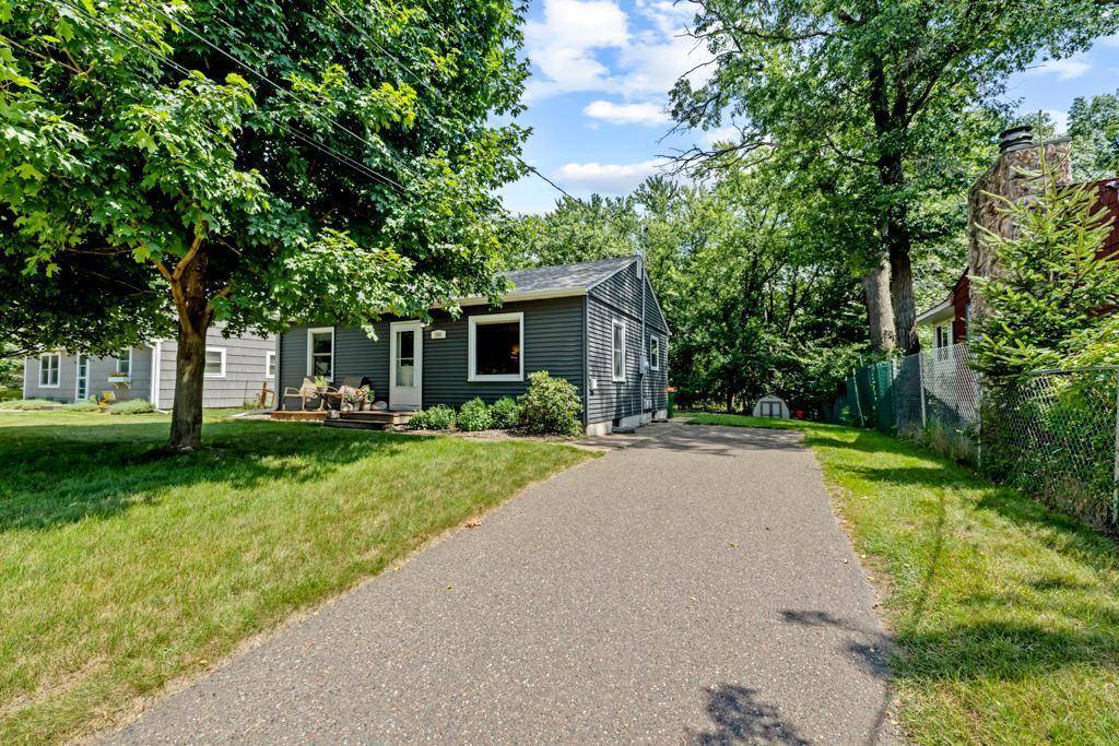 Mahtomedi, MN 55115,280 Warner AVE N