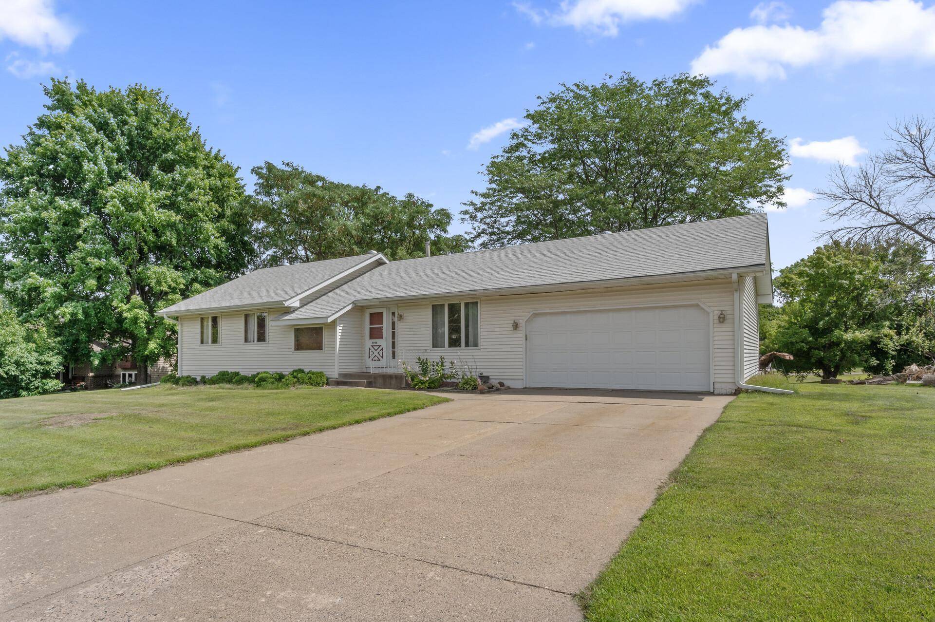 Inver Grove Heights, MN 55076,7996 Corey PATH