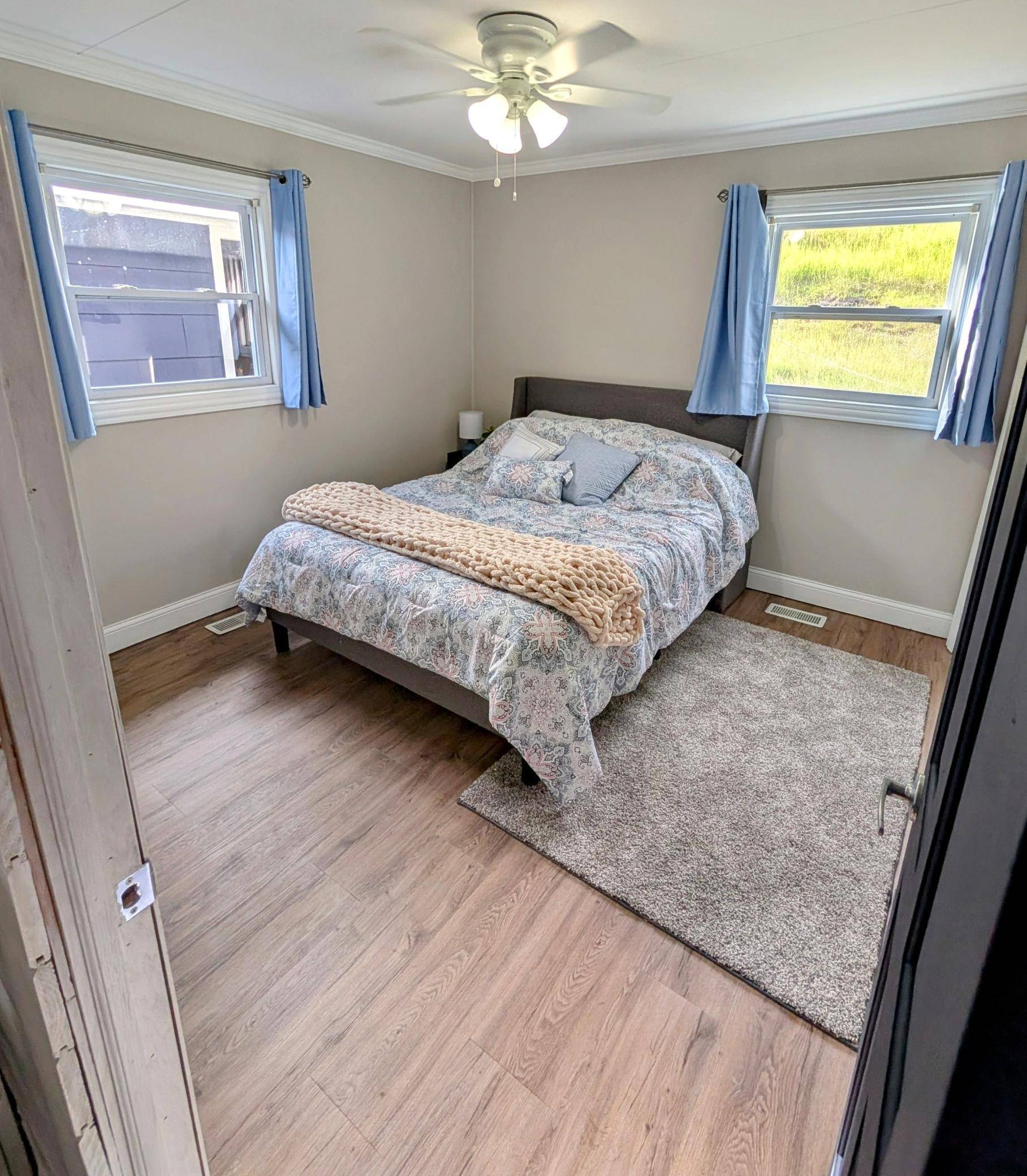 Silver Bay, MN 55614,36 Davis DR