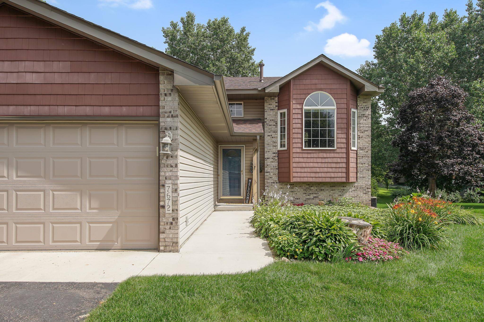 Lino Lakes, MN 55014,7672 Appaloosa LN