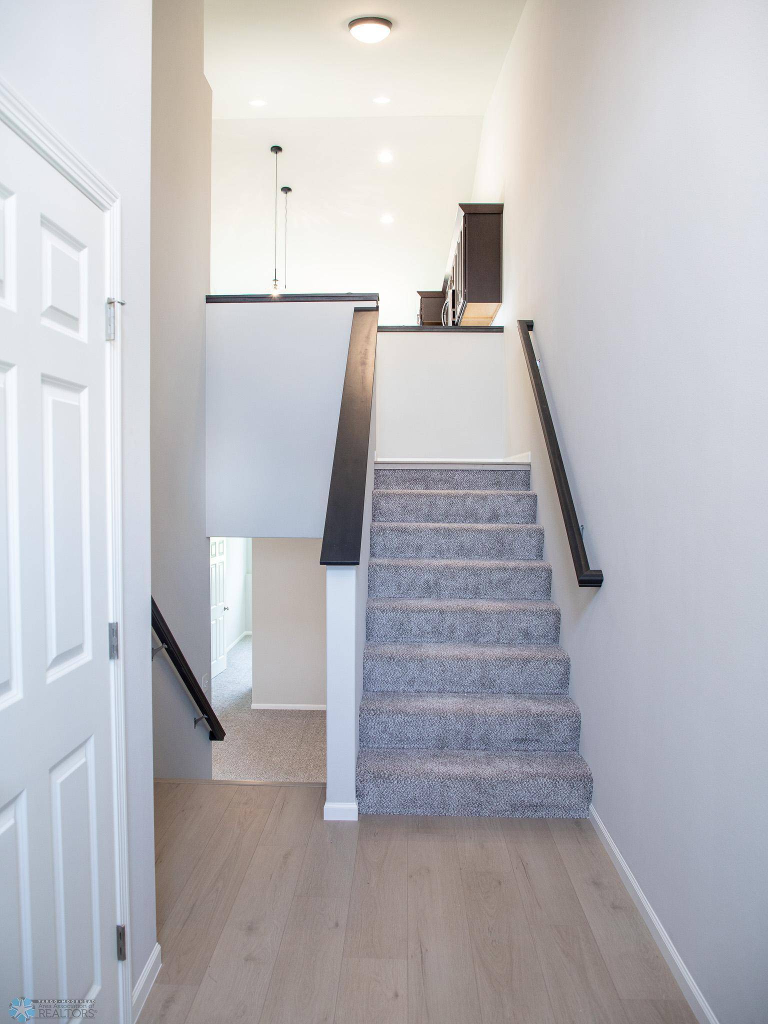 Fargo, ND 58104,6715 Meadow View DR S