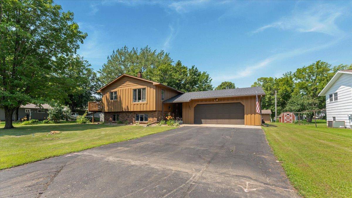 Avon, MN 56310,205 Dolphin AVE SE