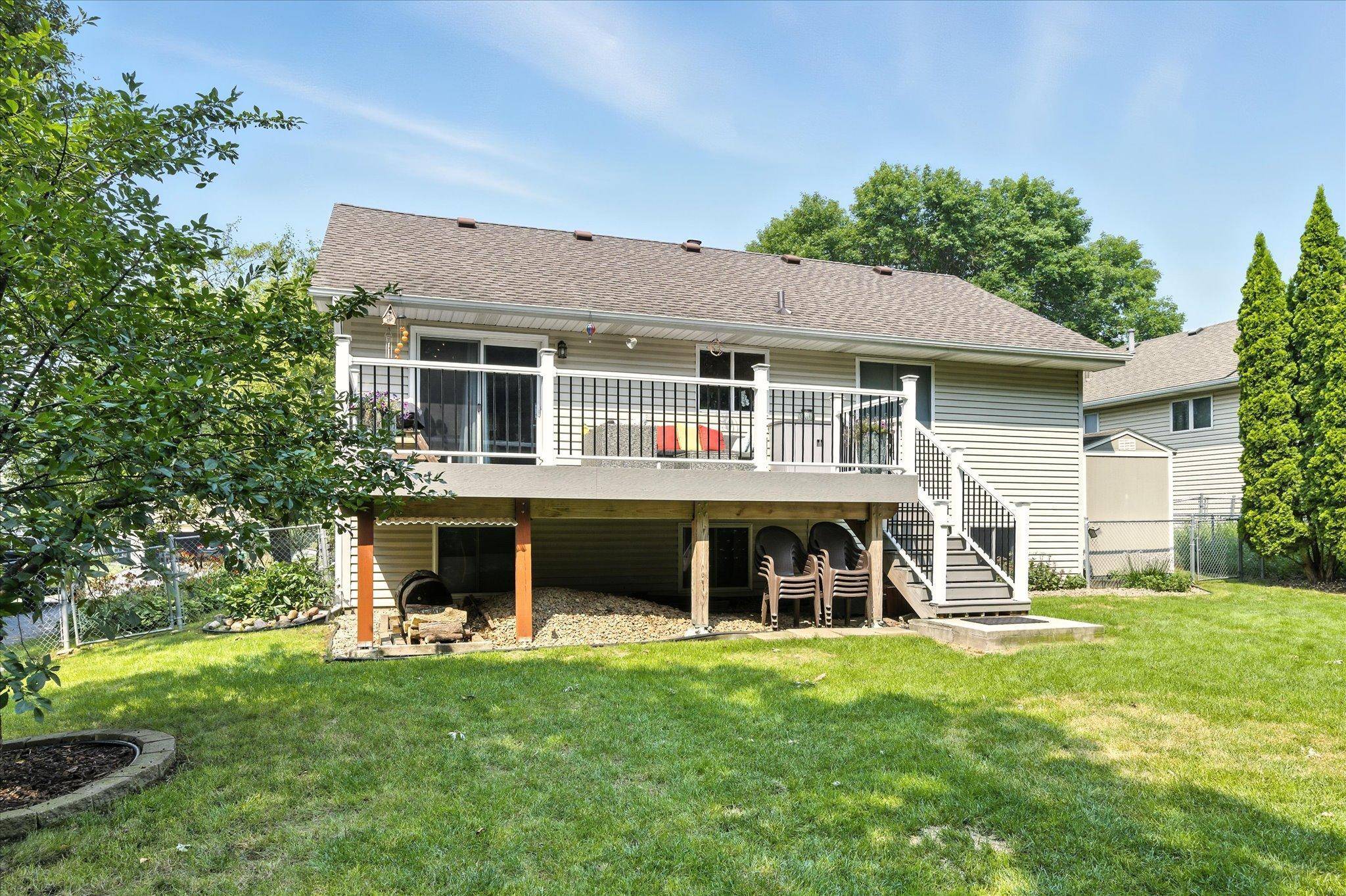 Eagan, MN 55123,3922 Westbury TRL