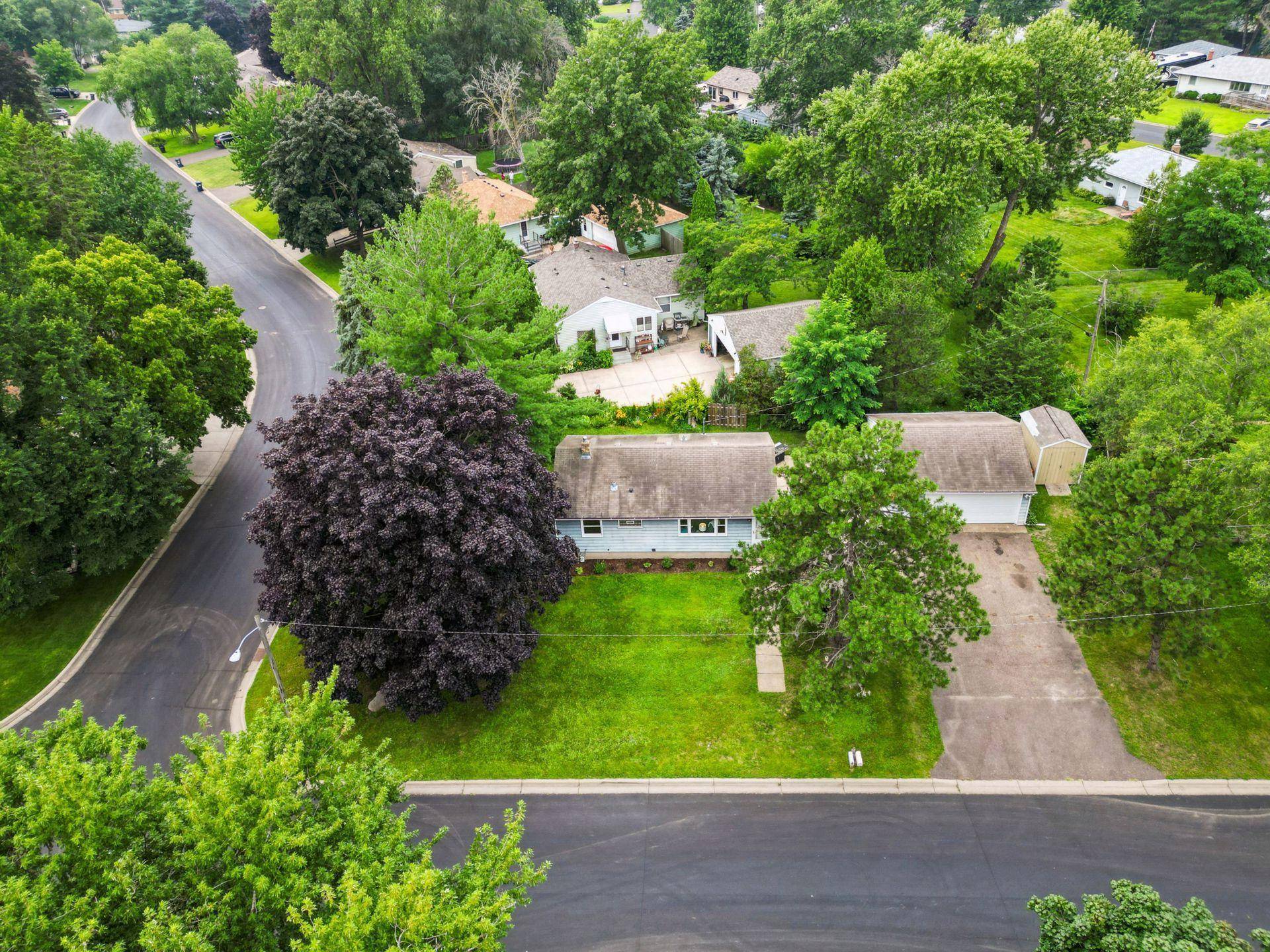 Maplewood, MN 55109,2047 Chambers ST