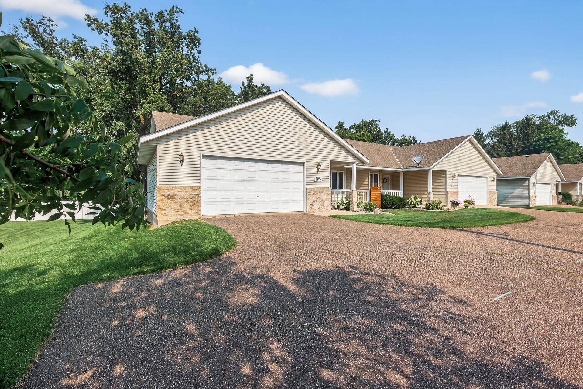 Coon Rapids, MN 55433,8710 E River RD NW