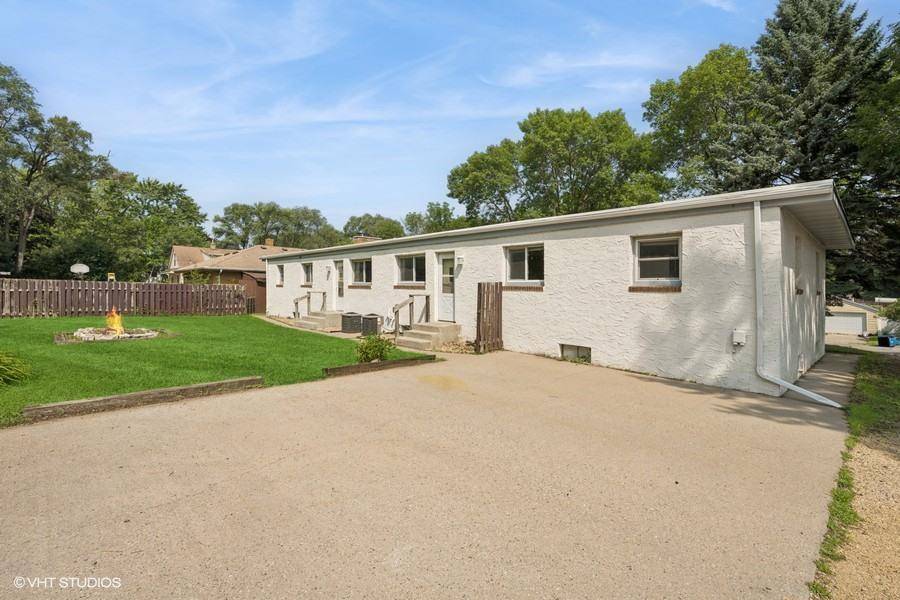 West Saint Paul, MN 55118,90 Arion ST W