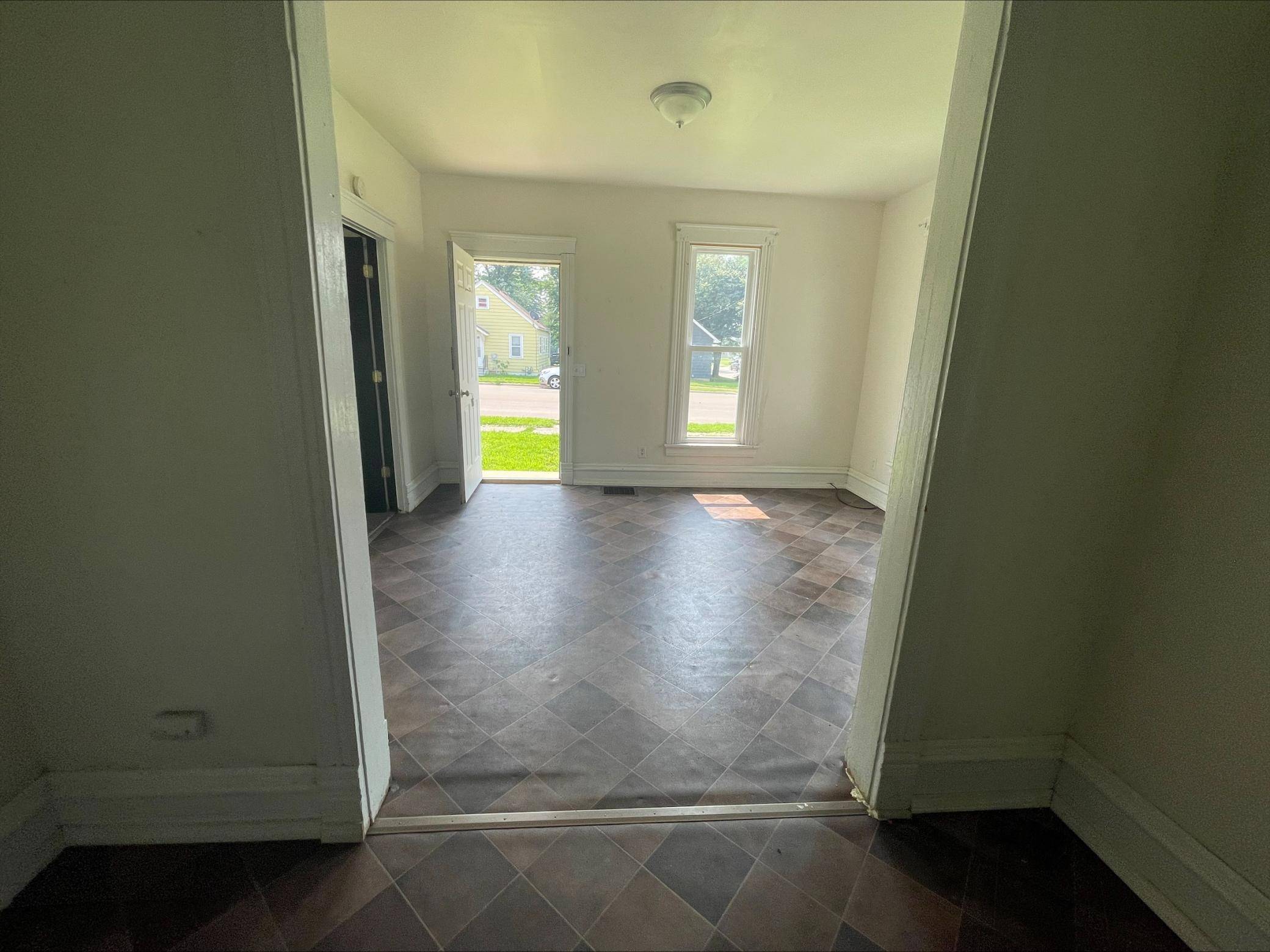 Austin, MN 55912,1212 9th AVE SW