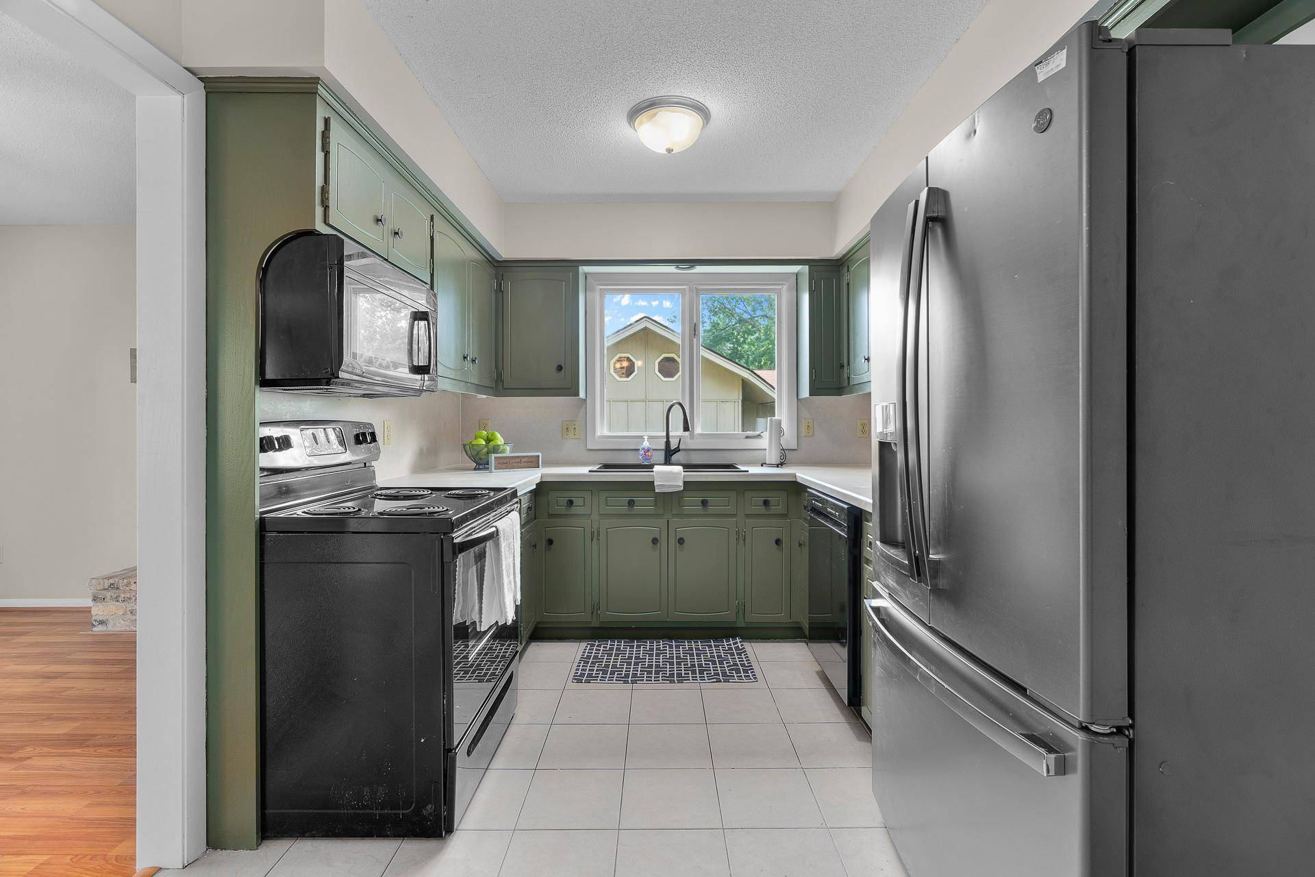 Bloomington, MN 55438,6000 W 105th ST