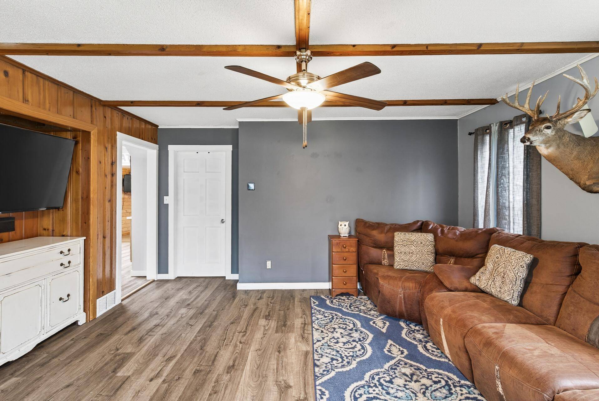 East Bethel, MN 55092,205 Forest RD