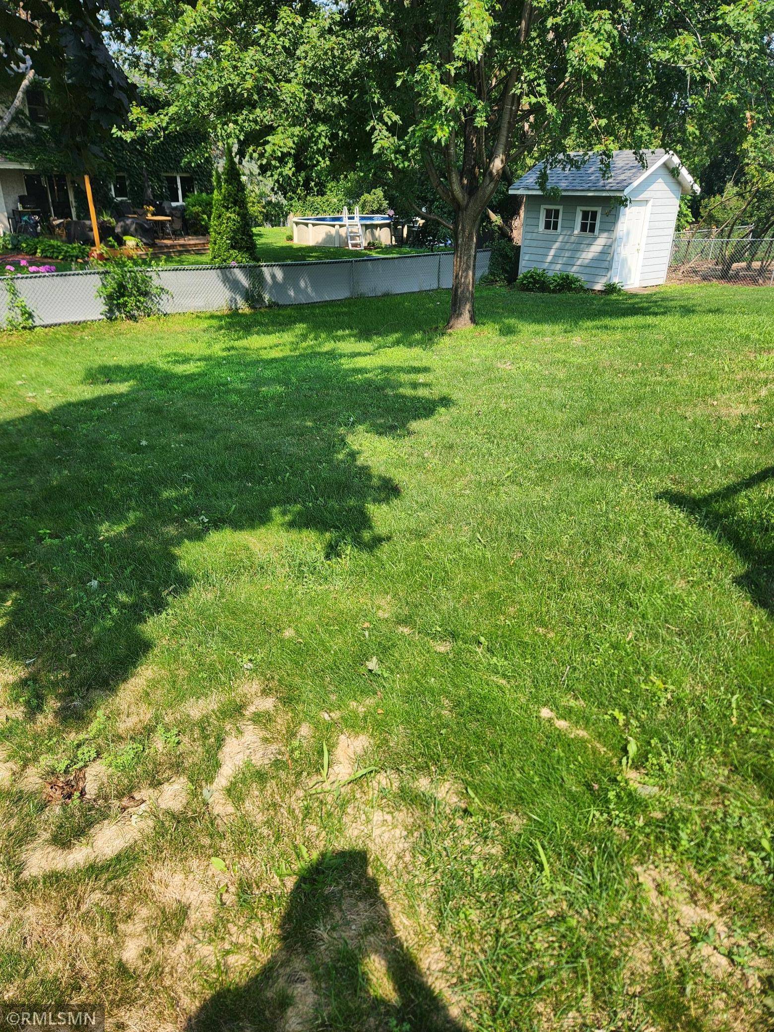 Maplewood, MN 55109,2911 Bartelmy LN
