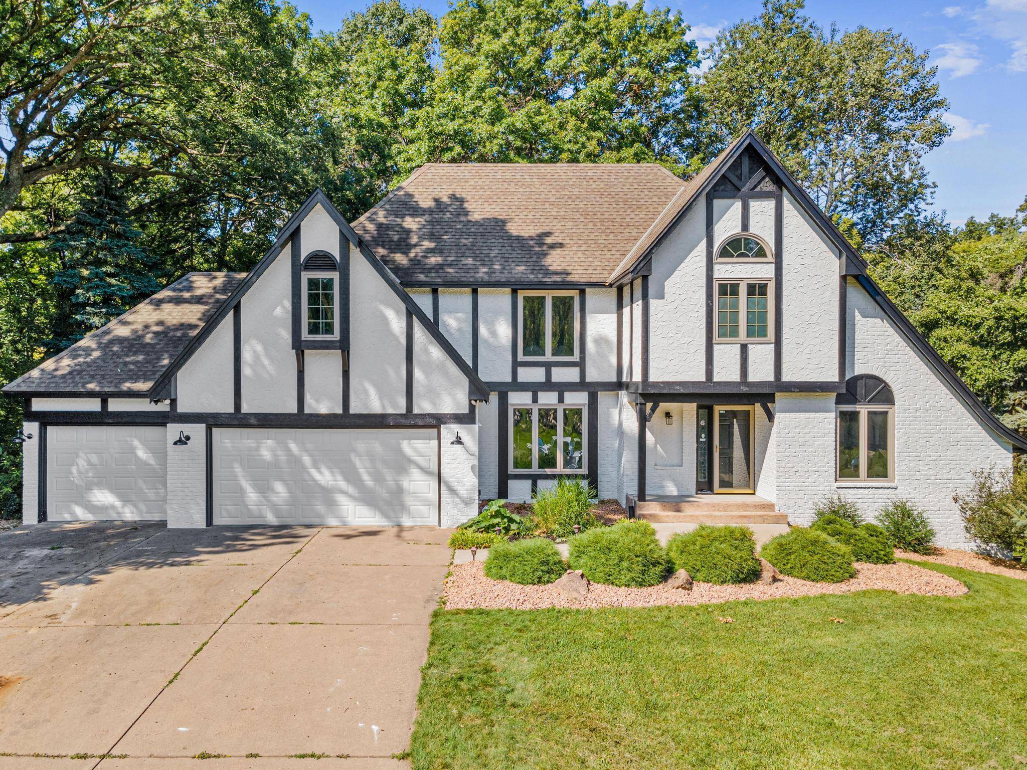 Maplewood, MN 55119,515 Marnie ST S