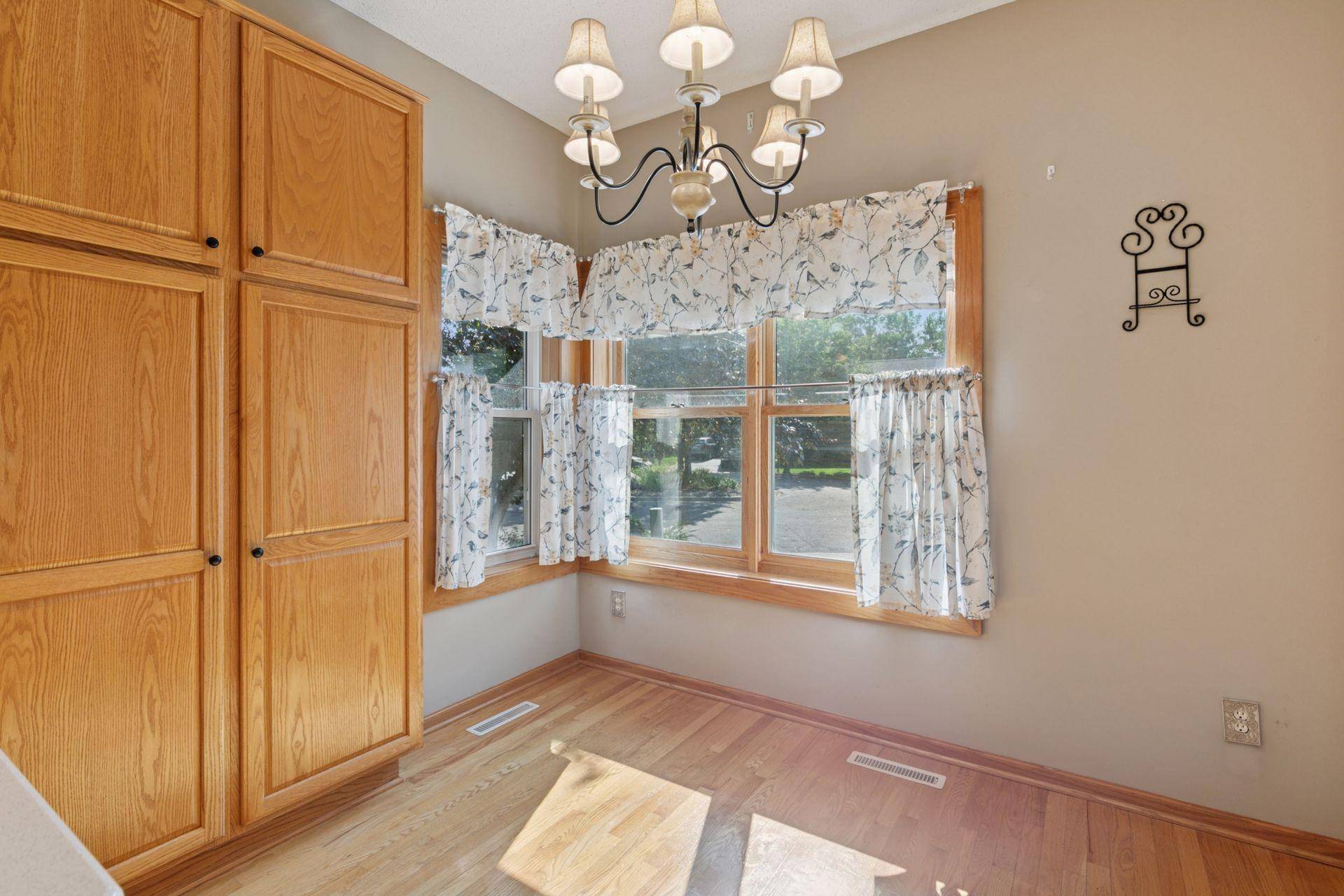 Burnsville, MN 55306,532 Wildflower