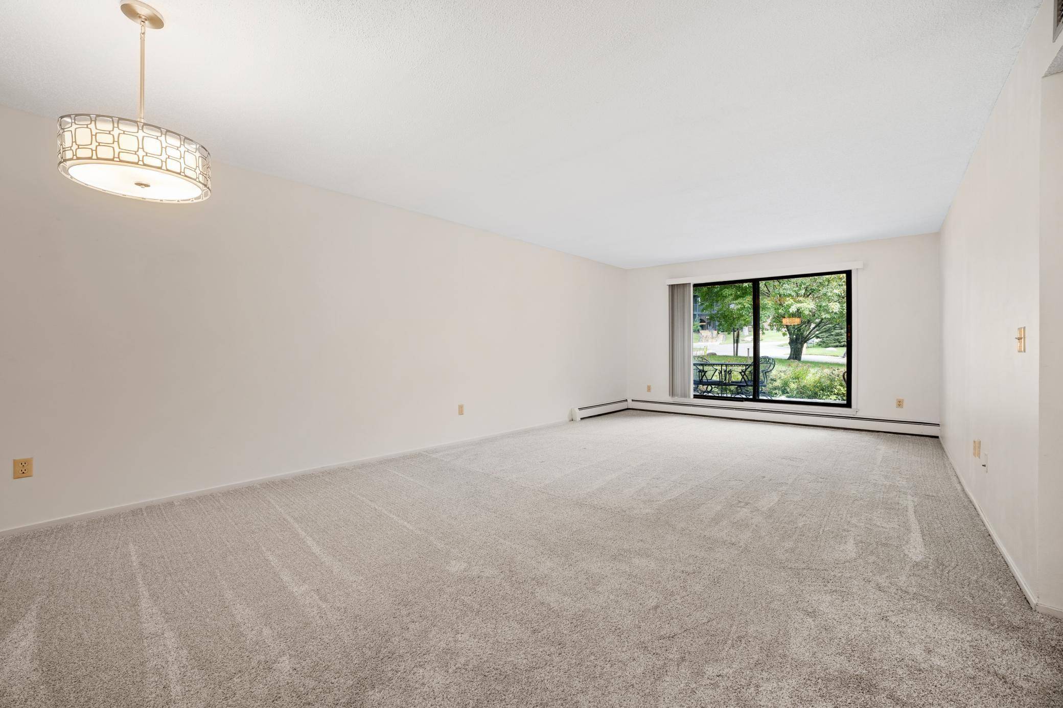 Bloomington, MN 55437,5140 W 102nd ST #110