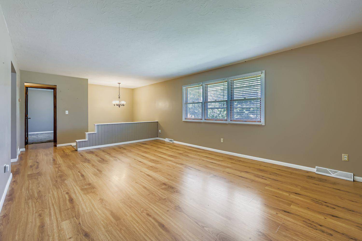 Prior Lake, MN 55372,16539 Franklin TRL SE