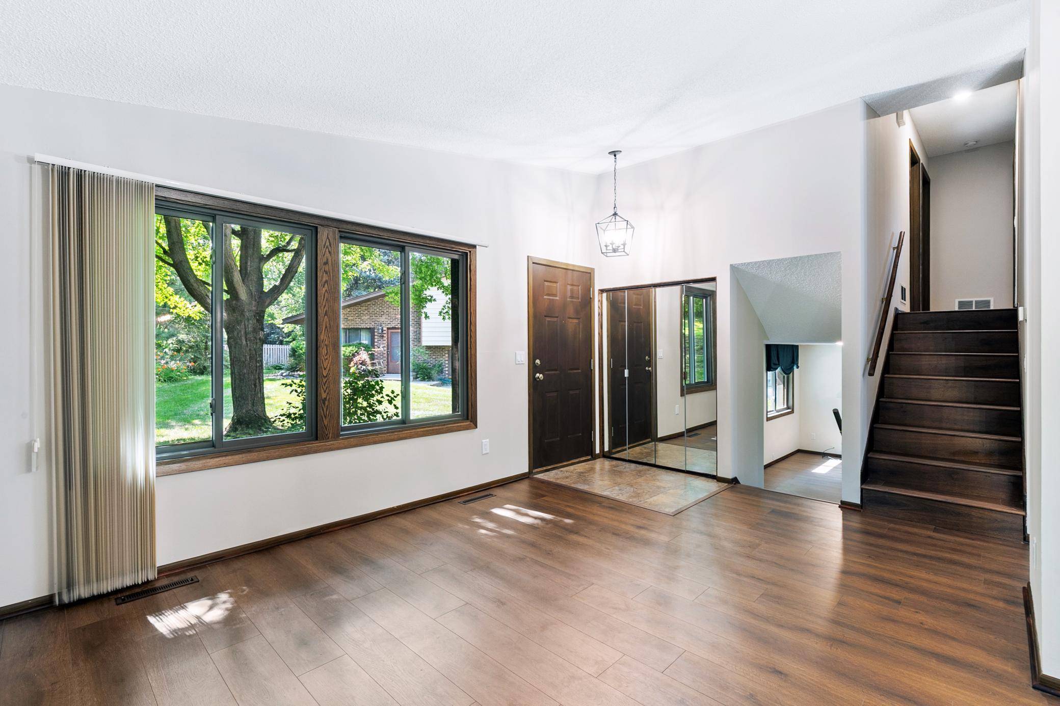 Plymouth, MN 55447,1095 Weston LN N