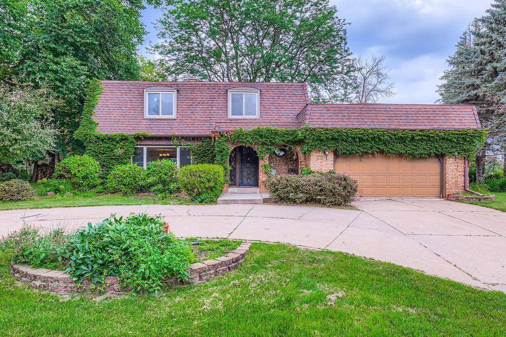 West Saint Paul, MN 55118,25 W Kraft RD