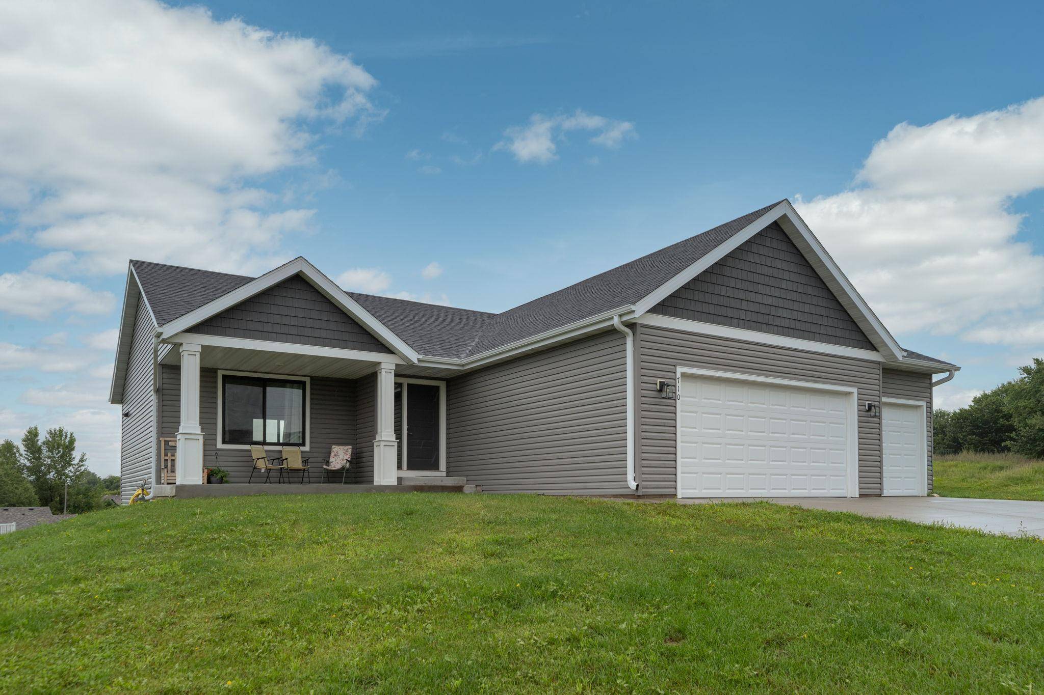 Zumbrota, MN 55992,710 Strafford DR