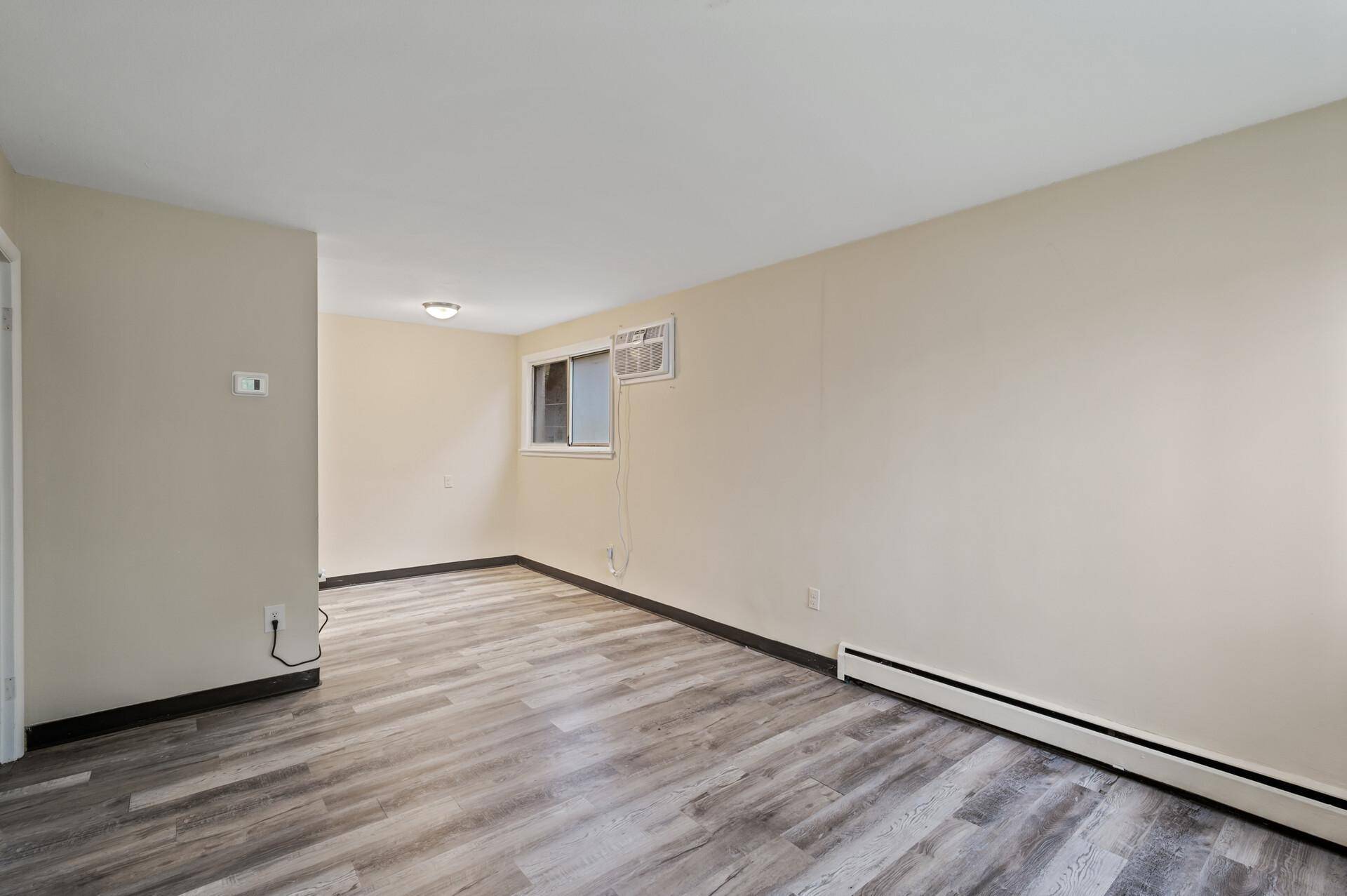 Minneapolis, MN 55406,2818 E 31st ST