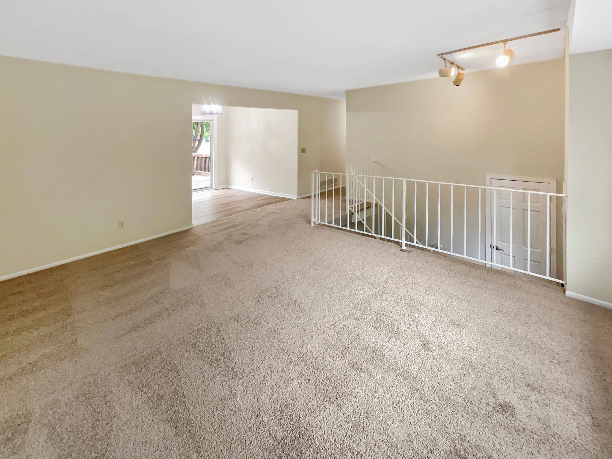 White Bear Lake, MN 55110,4615 Carolyn LN