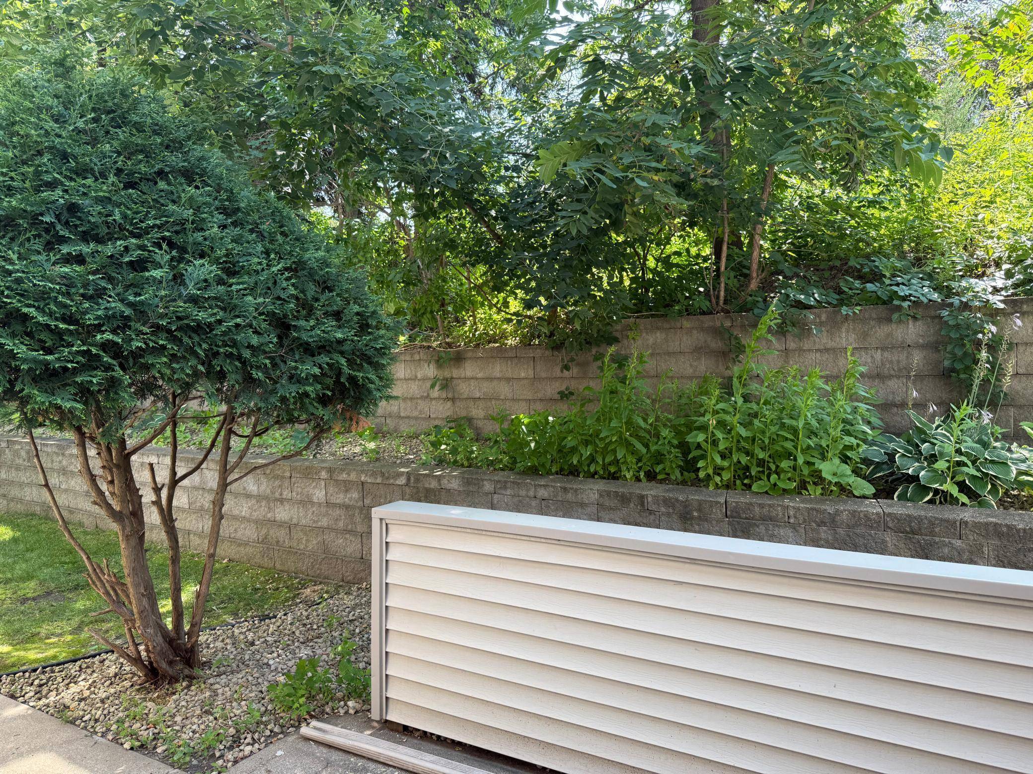 Roseville, MN 55113,1046 Lovell AVE W