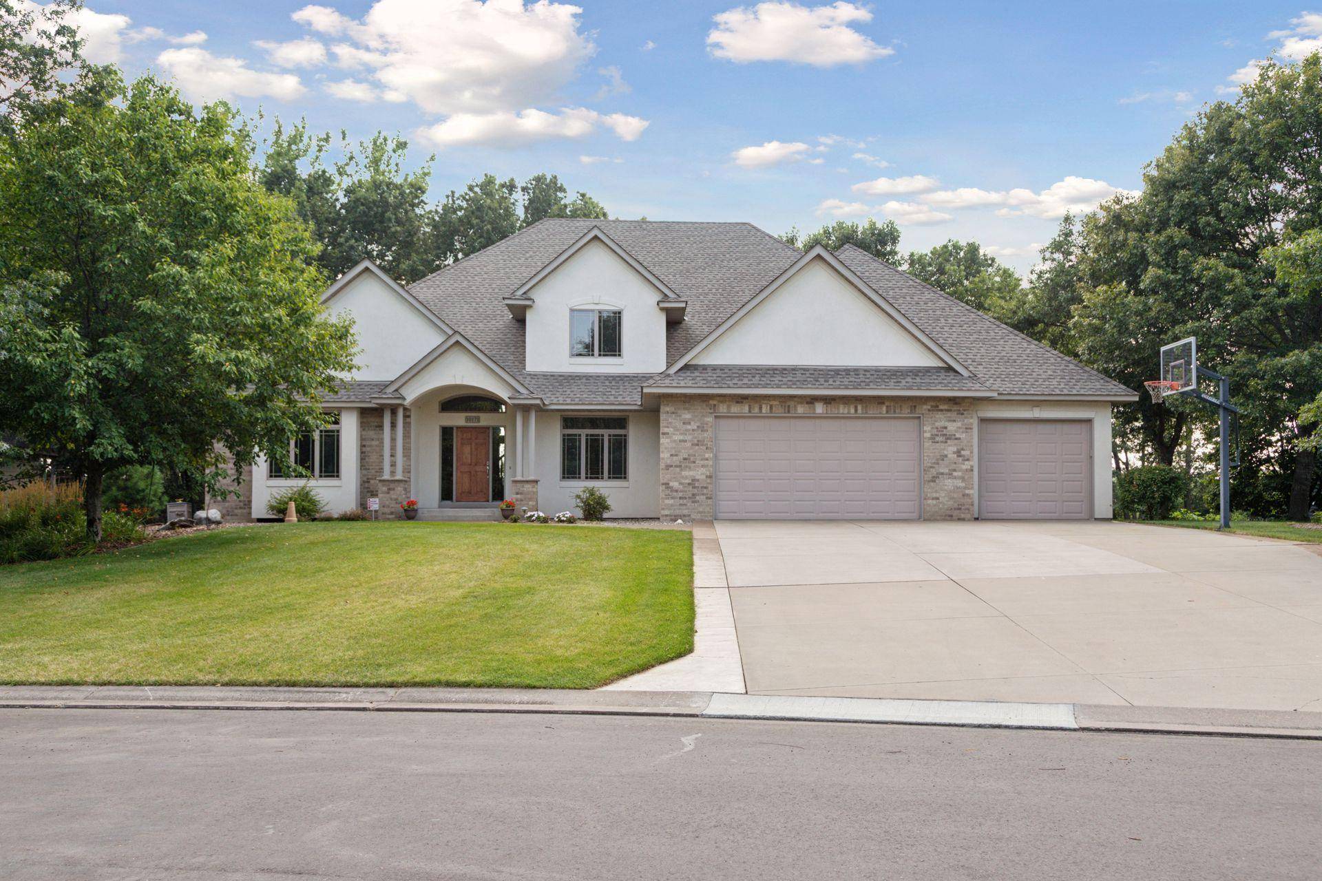 Woodbury, MN 55129,10171 Stony Creek DR
