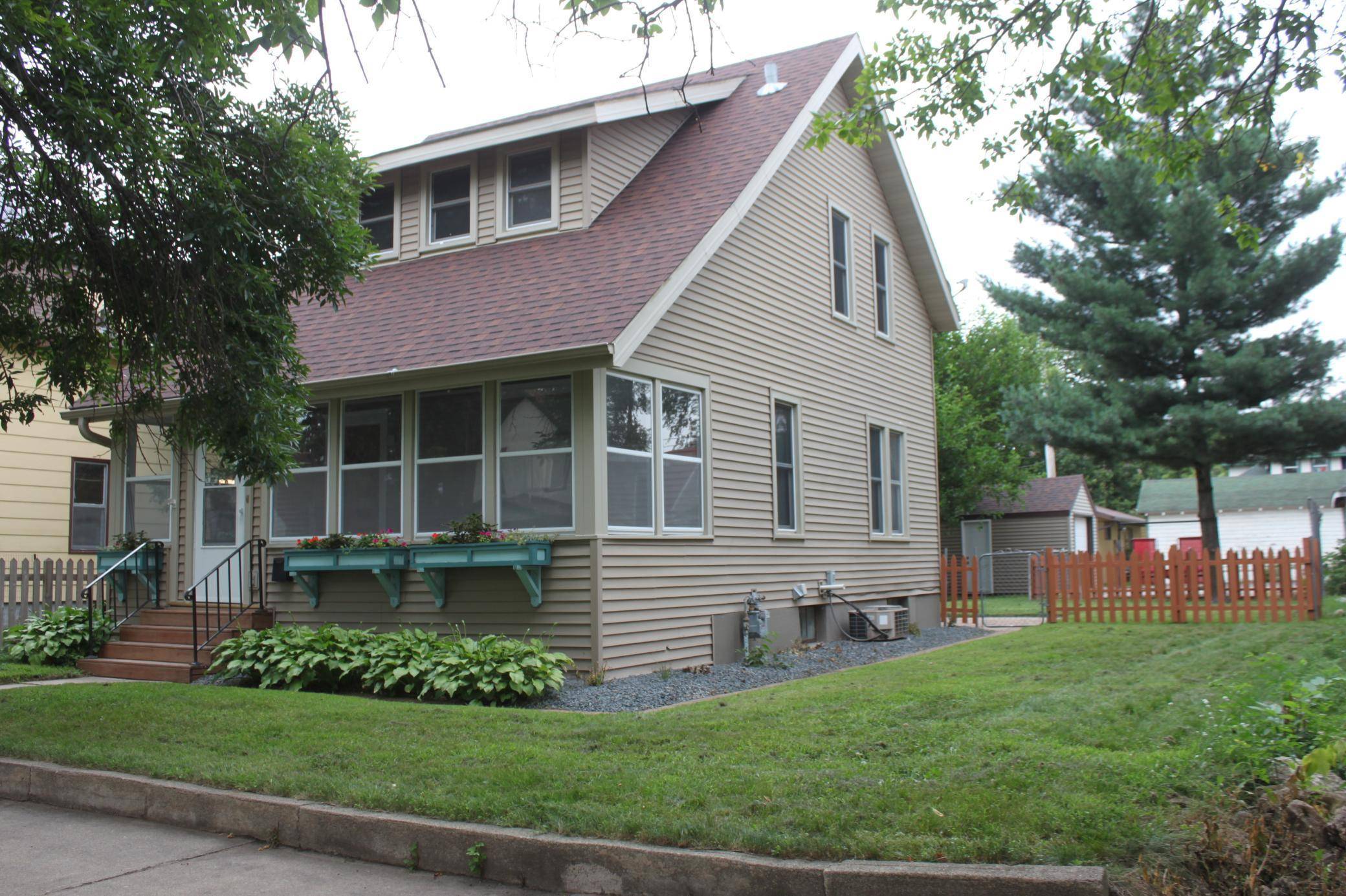 Saint Cloud, MN 56303,52 McKinley PL N