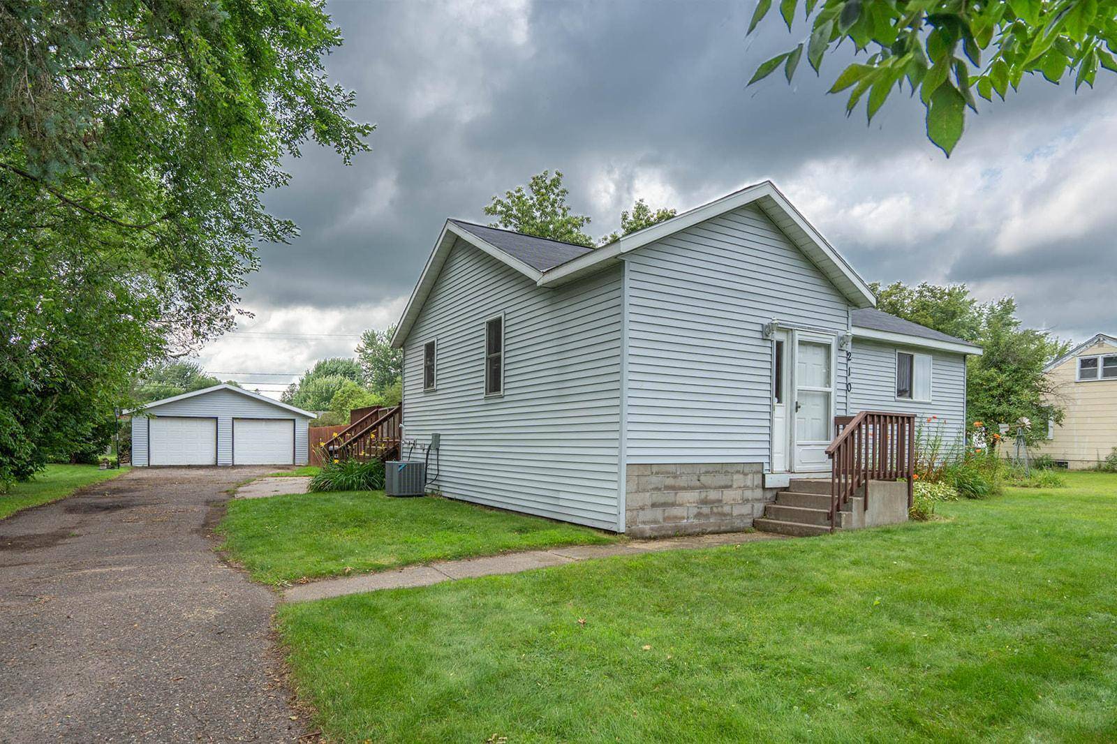 Little Falls, MN 56345,210 5th ST SW