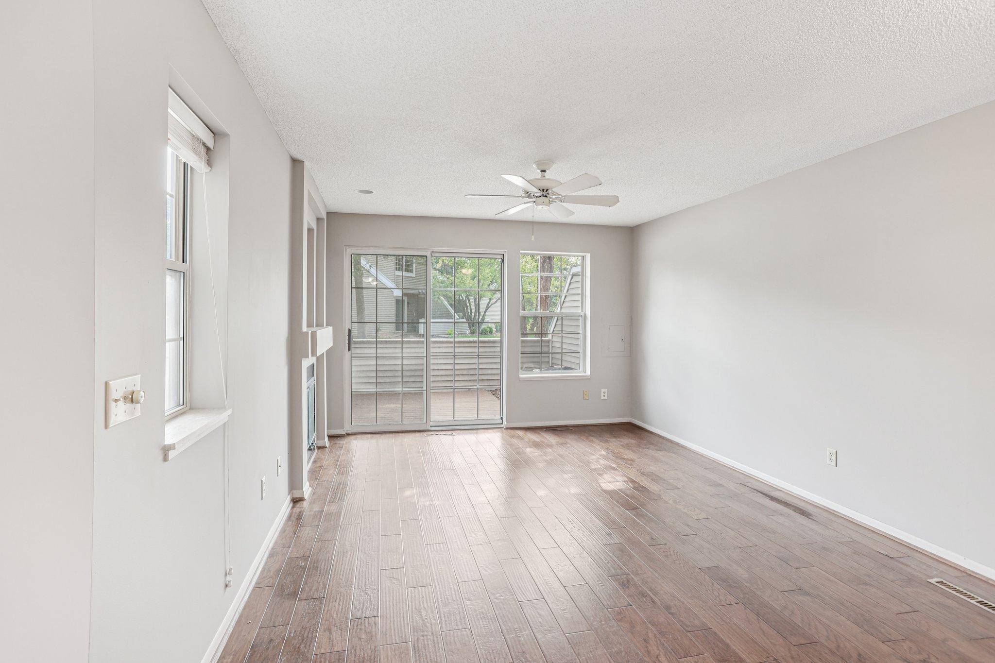 Plymouth, MN 55447,2040 Shenandoah CT #B