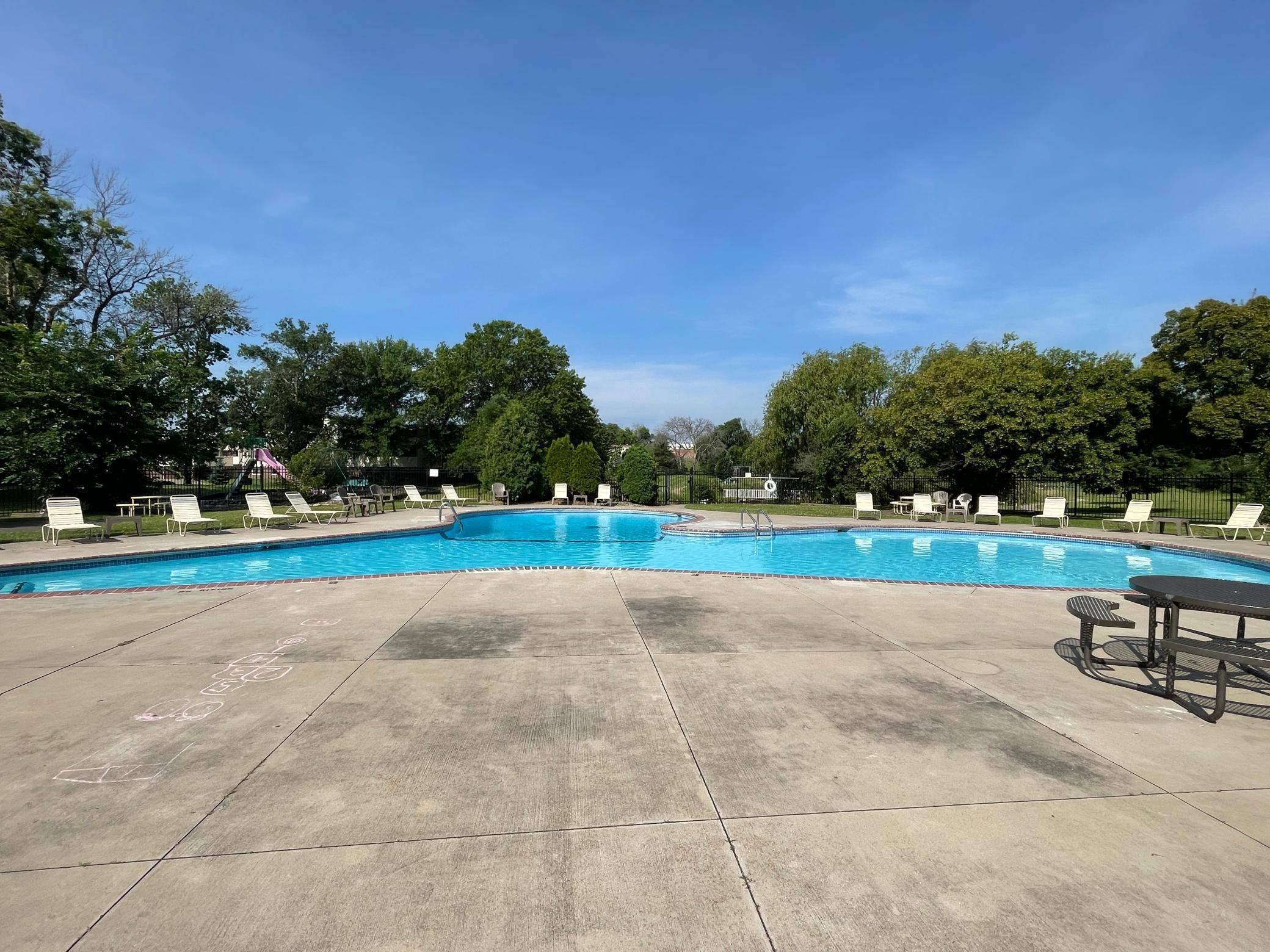 Plymouth, MN 55442,10720 Rockford RD #215