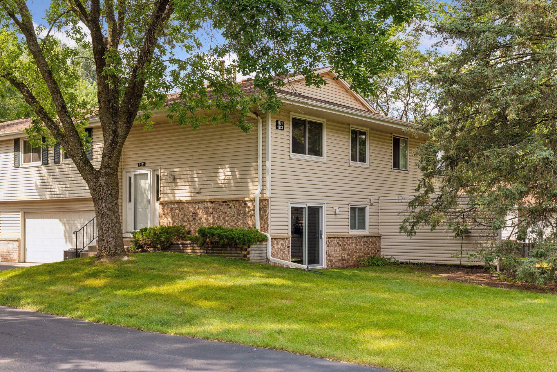 Eagan, MN 55123,1171 Timbershore LN