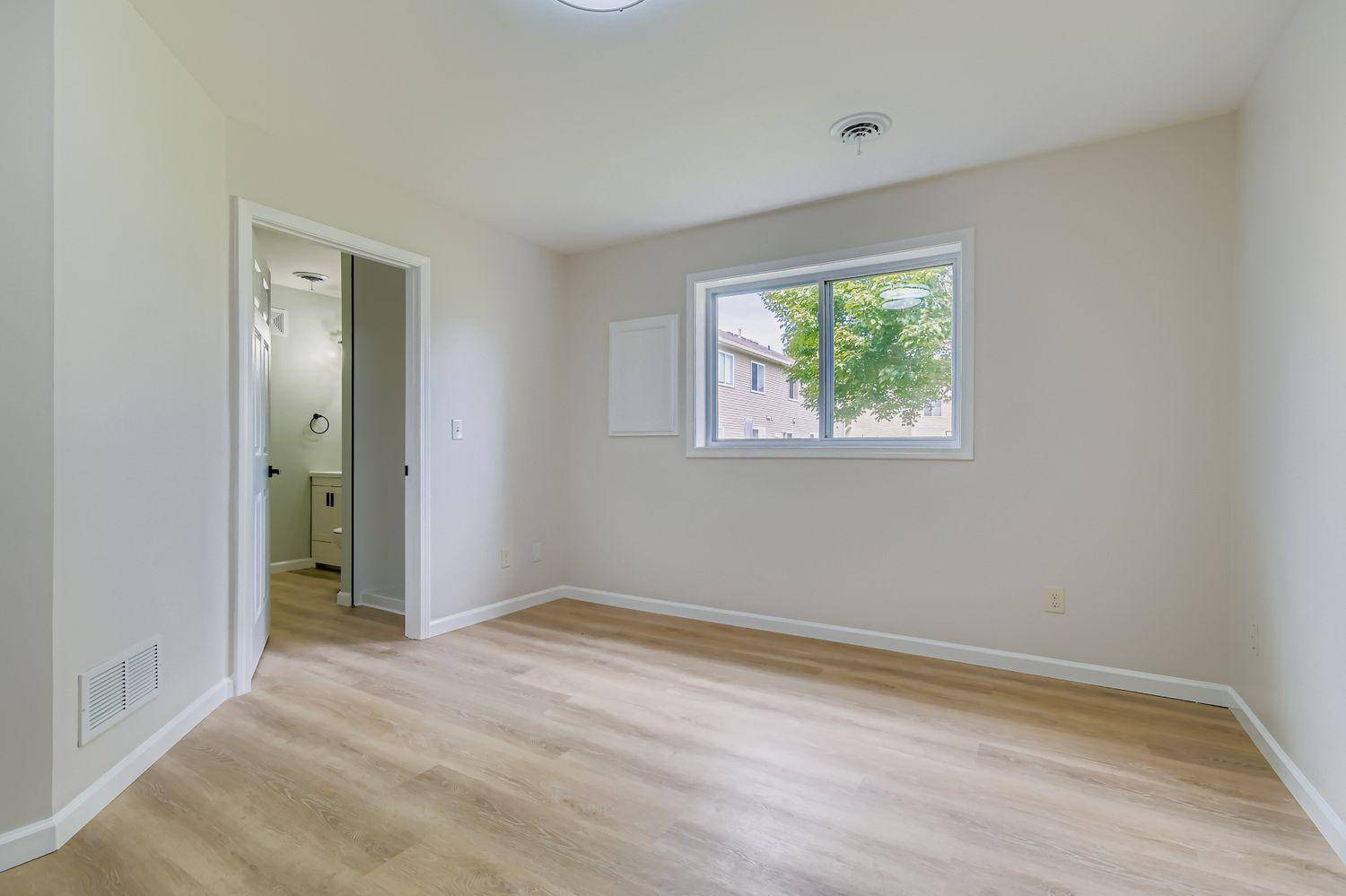 Farmington, MN 55024,1233 Willow TRL