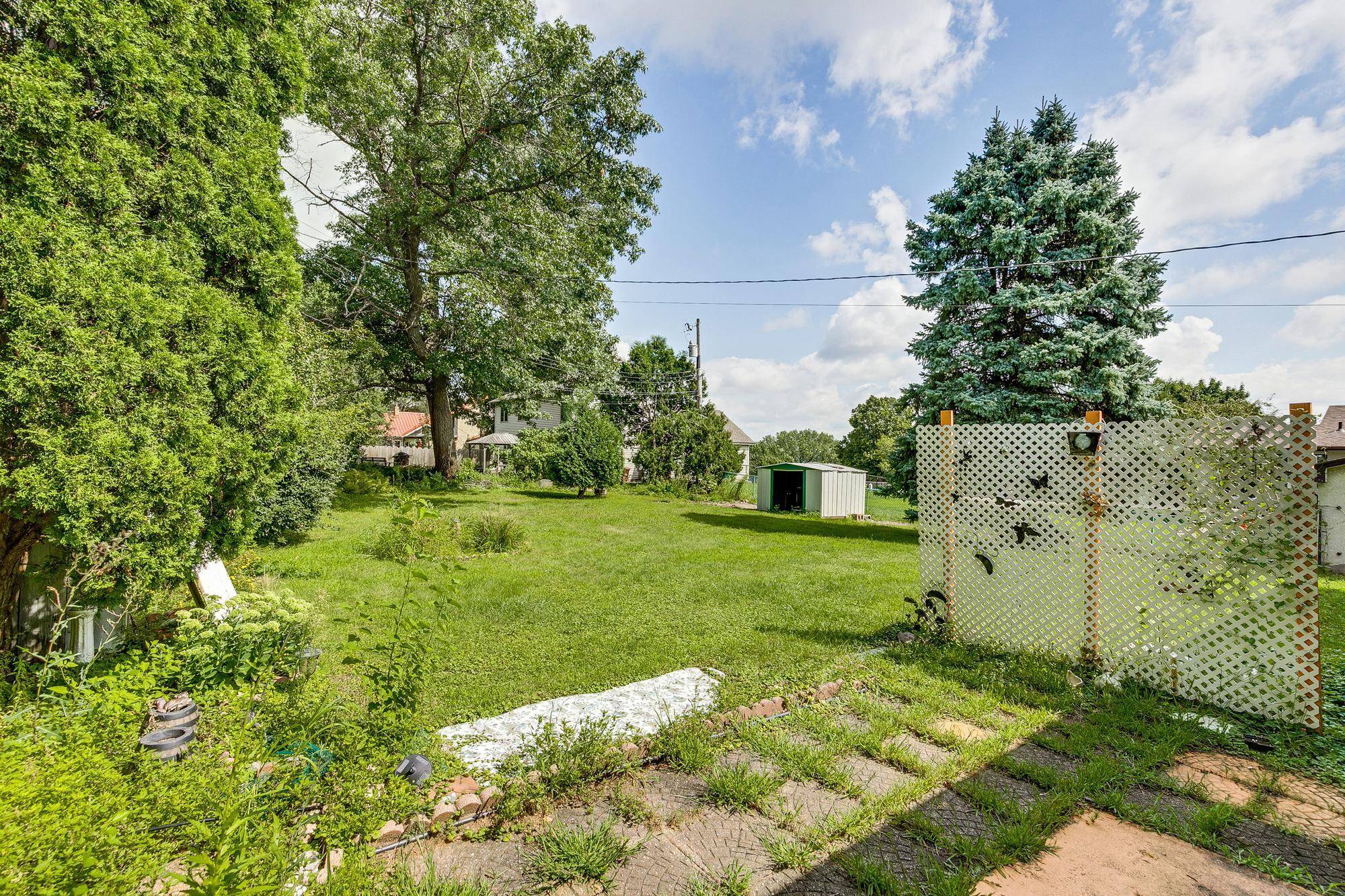 South Saint Paul, MN 55075,1706 2nd ST N