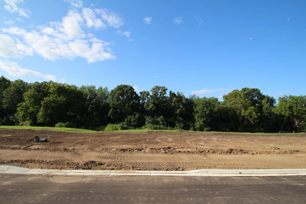 Sartell, MN 56377,318 10th ST S