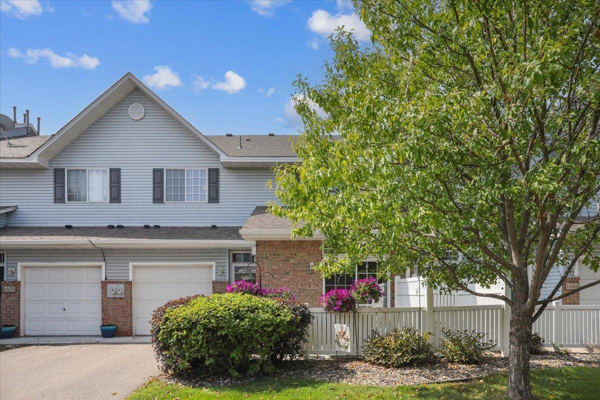 Apple Valley, MN 55124,15568 Gateway PATH #147