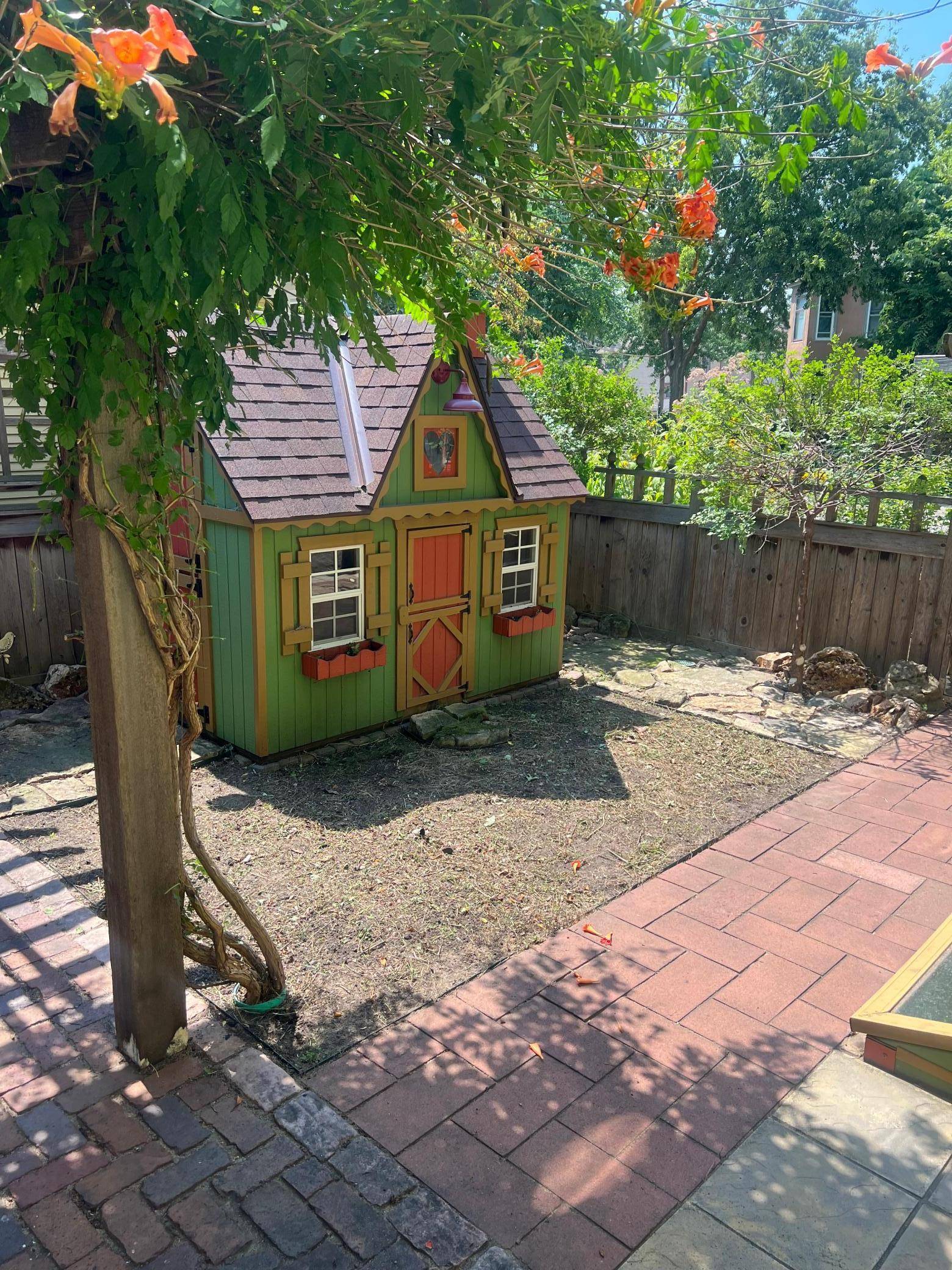 Minneapolis, MN 55408,3245 Pleasant AVE