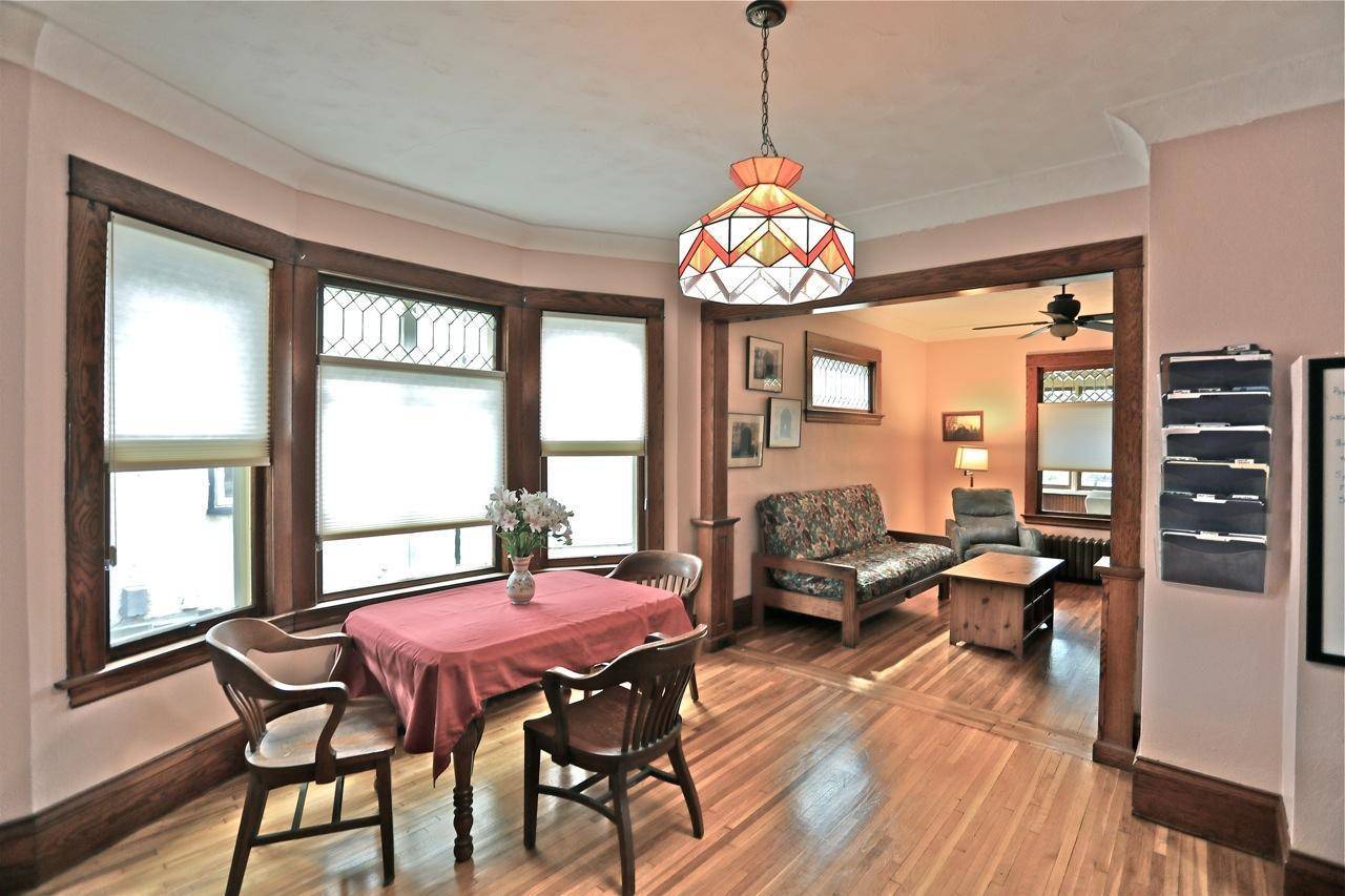 Saint Paul, MN 55104,1391 Van Buren AVE