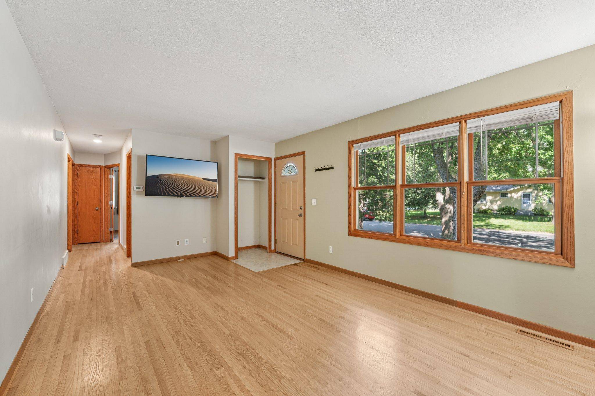 Lakeville, MN 55068,6852 161st ST W