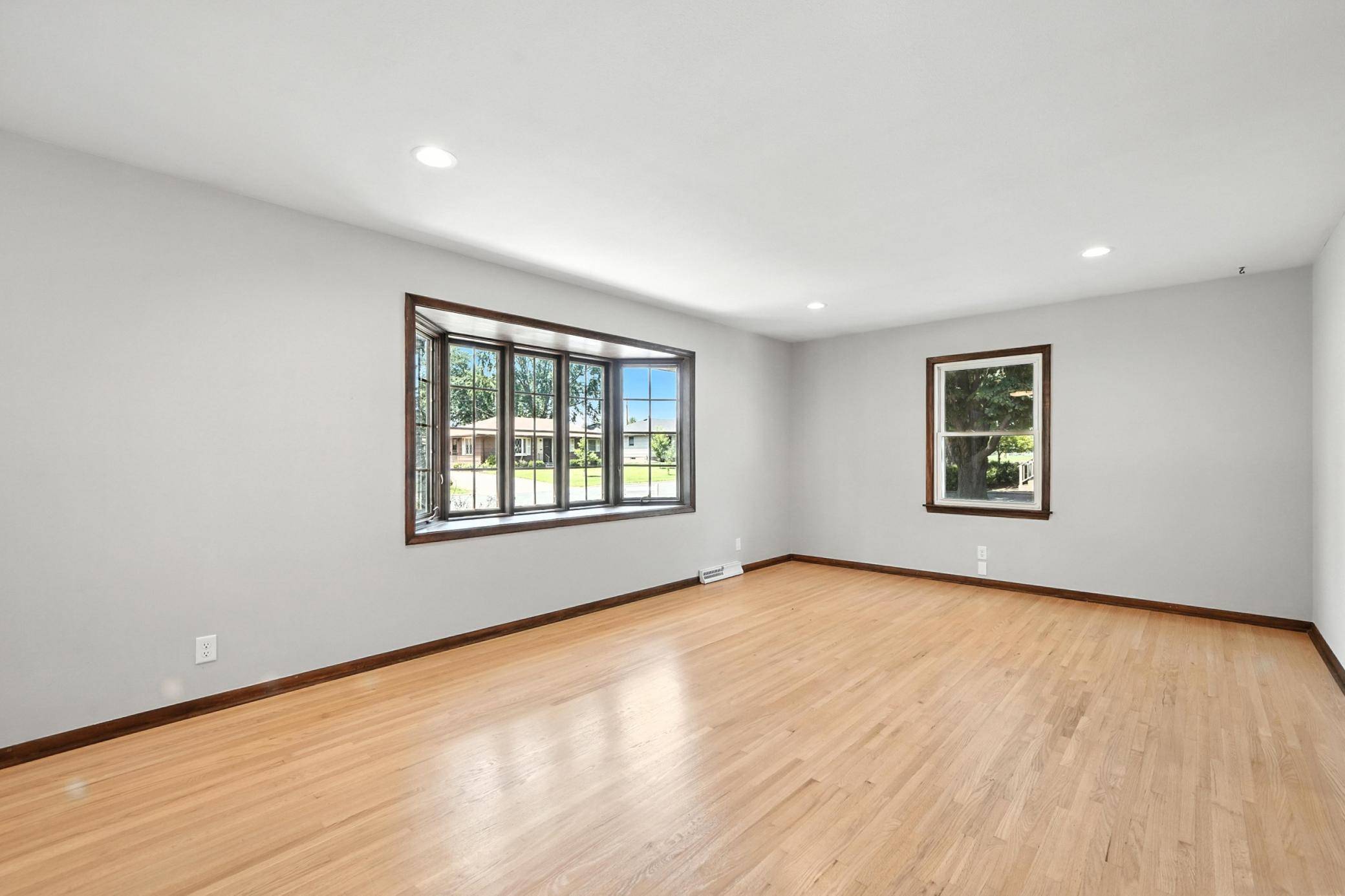 Bloomington, MN 55431,10917 Abbott AVE S