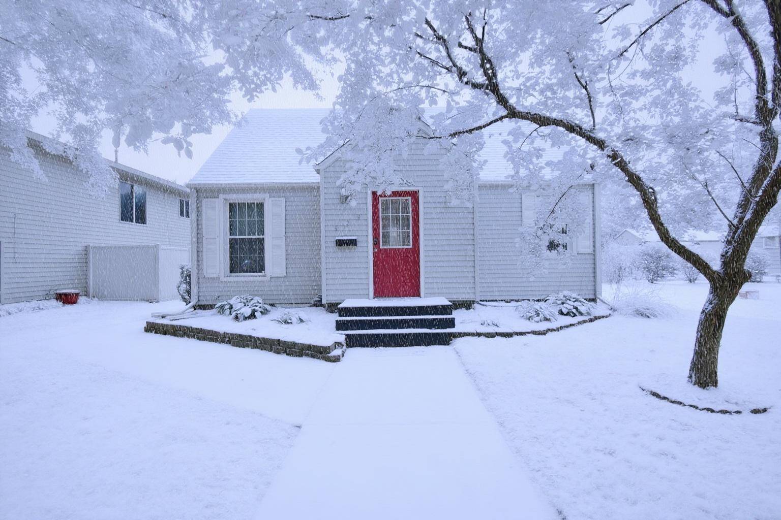 Saint Cloud, MN 56303,329 27th AVE N