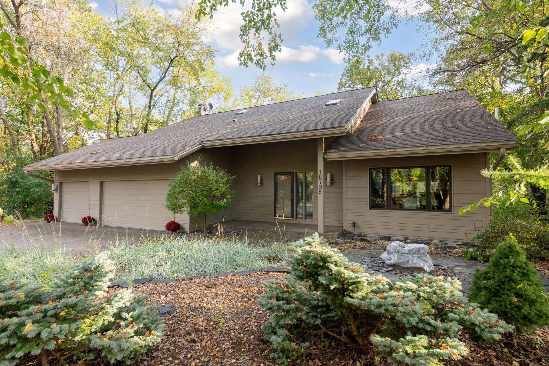 Eden Prairie, MN 55346,16795 Whittington WALK