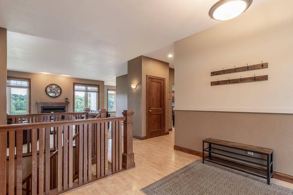 Madison Lake, MN 56063,925 Melwood CT