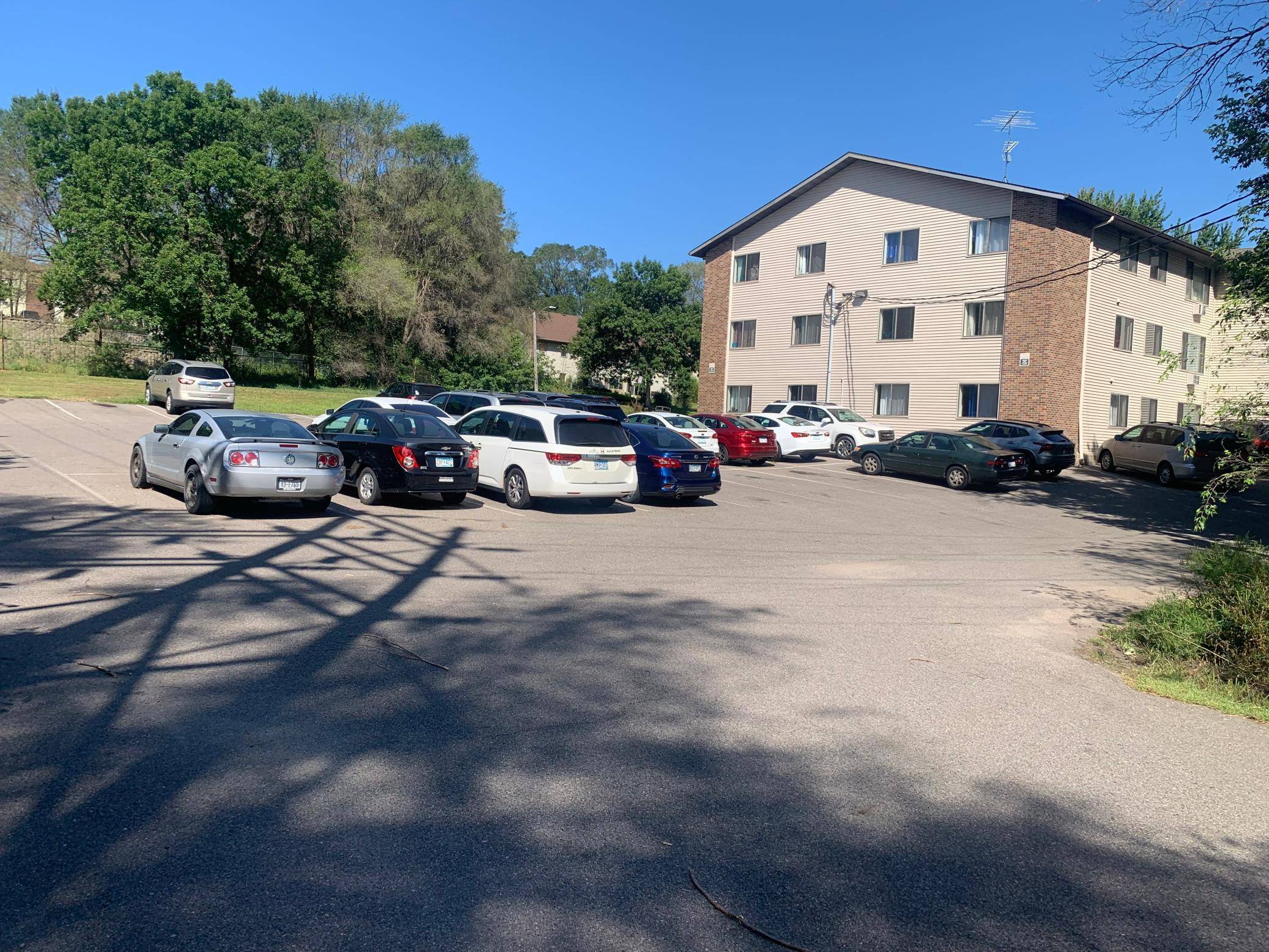 Saint Cloud, MN 56301,1450 5th AVE S