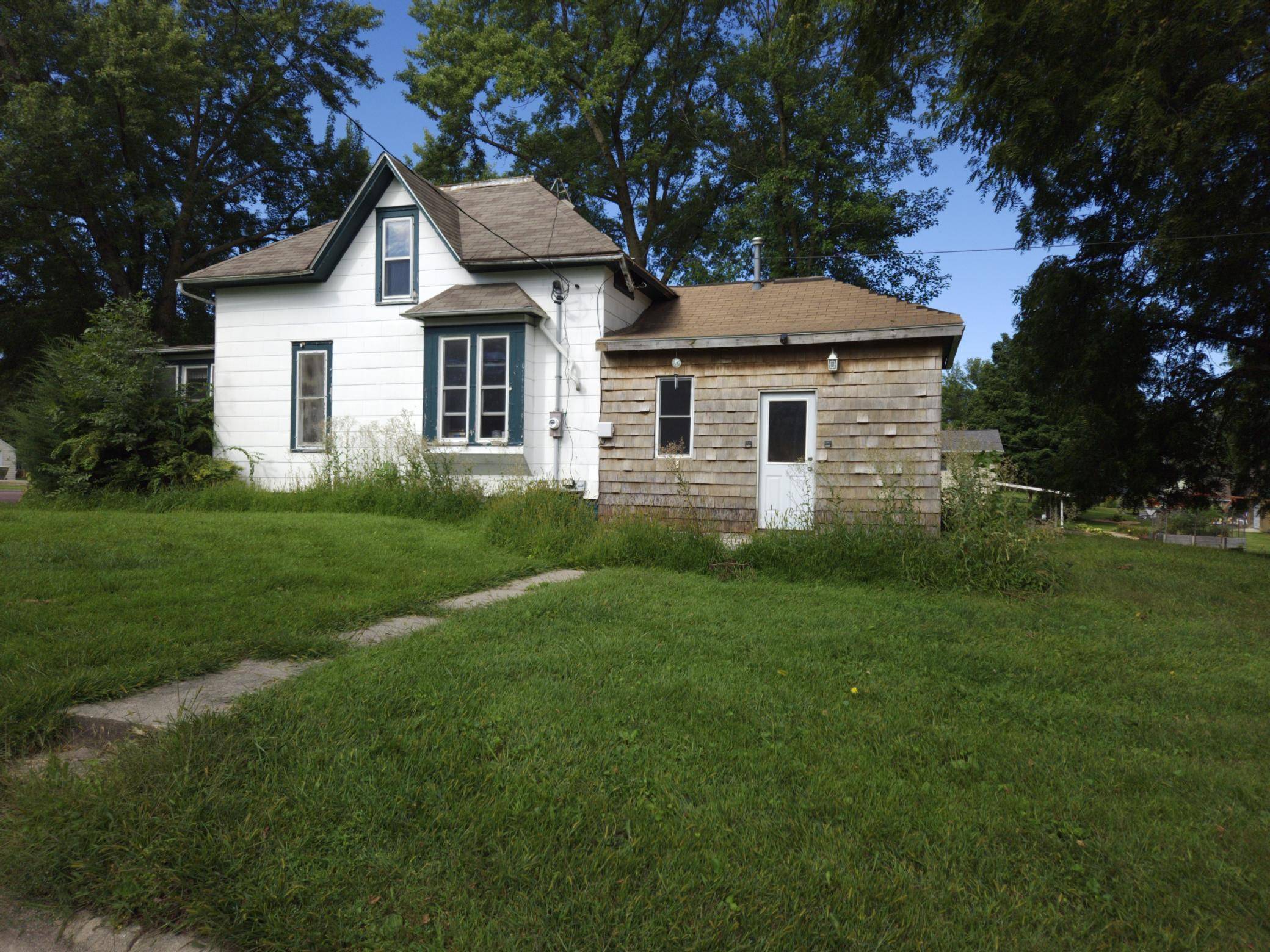 New Richland, MN 56072,503 1st ST SW